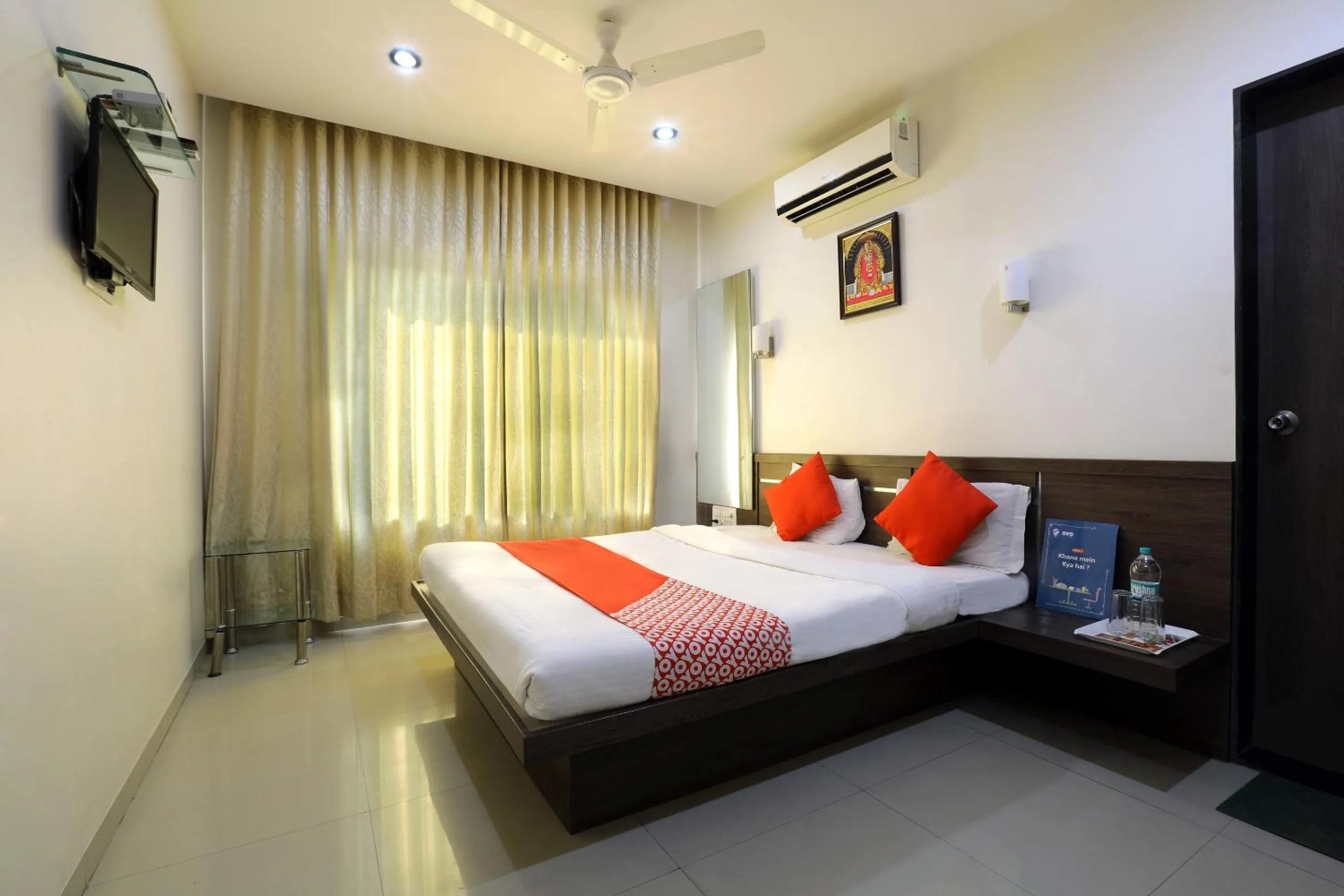 Facade/entrance in Hotel O Sai Sakha