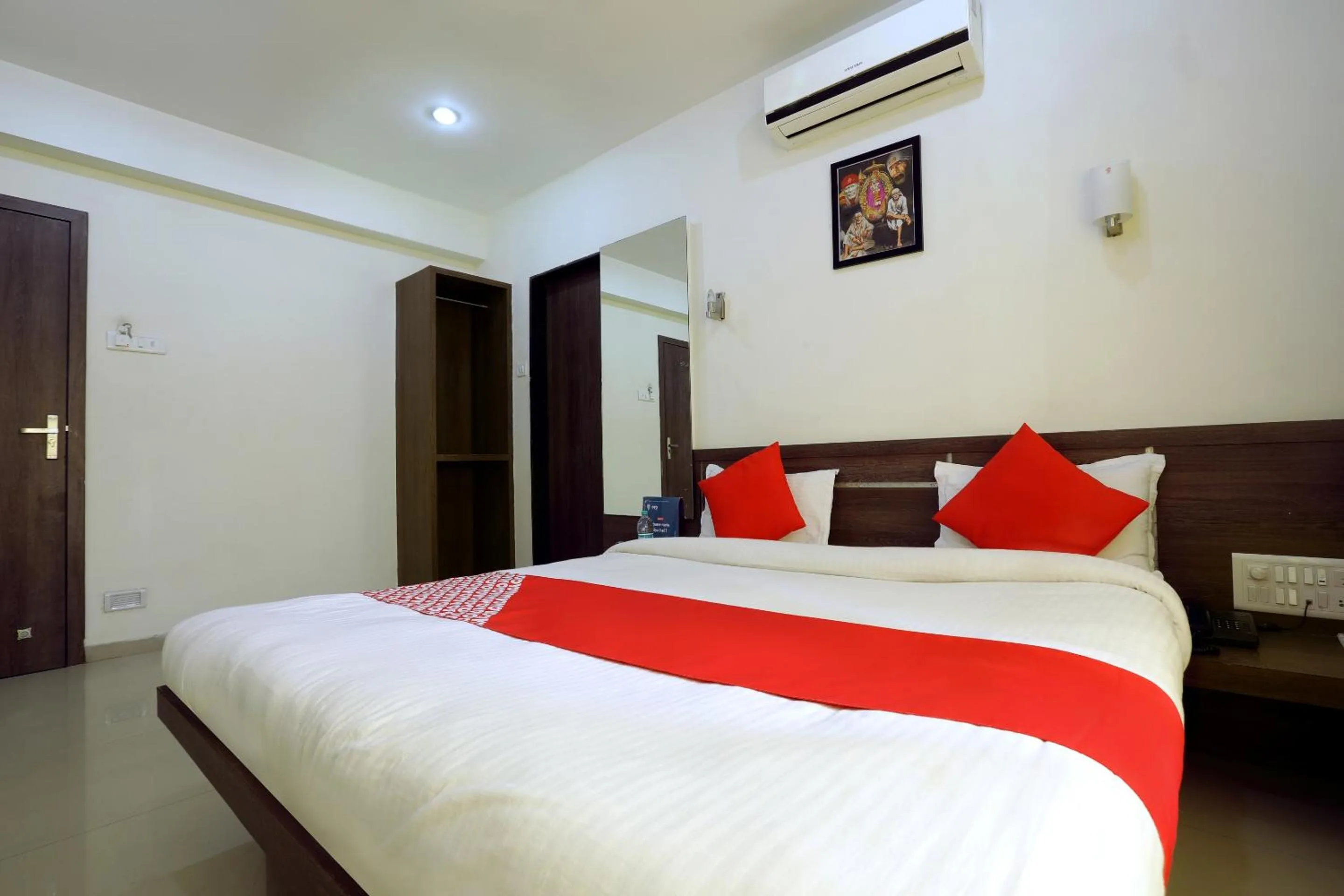 Bedroom in Hotel O Sai Sakha