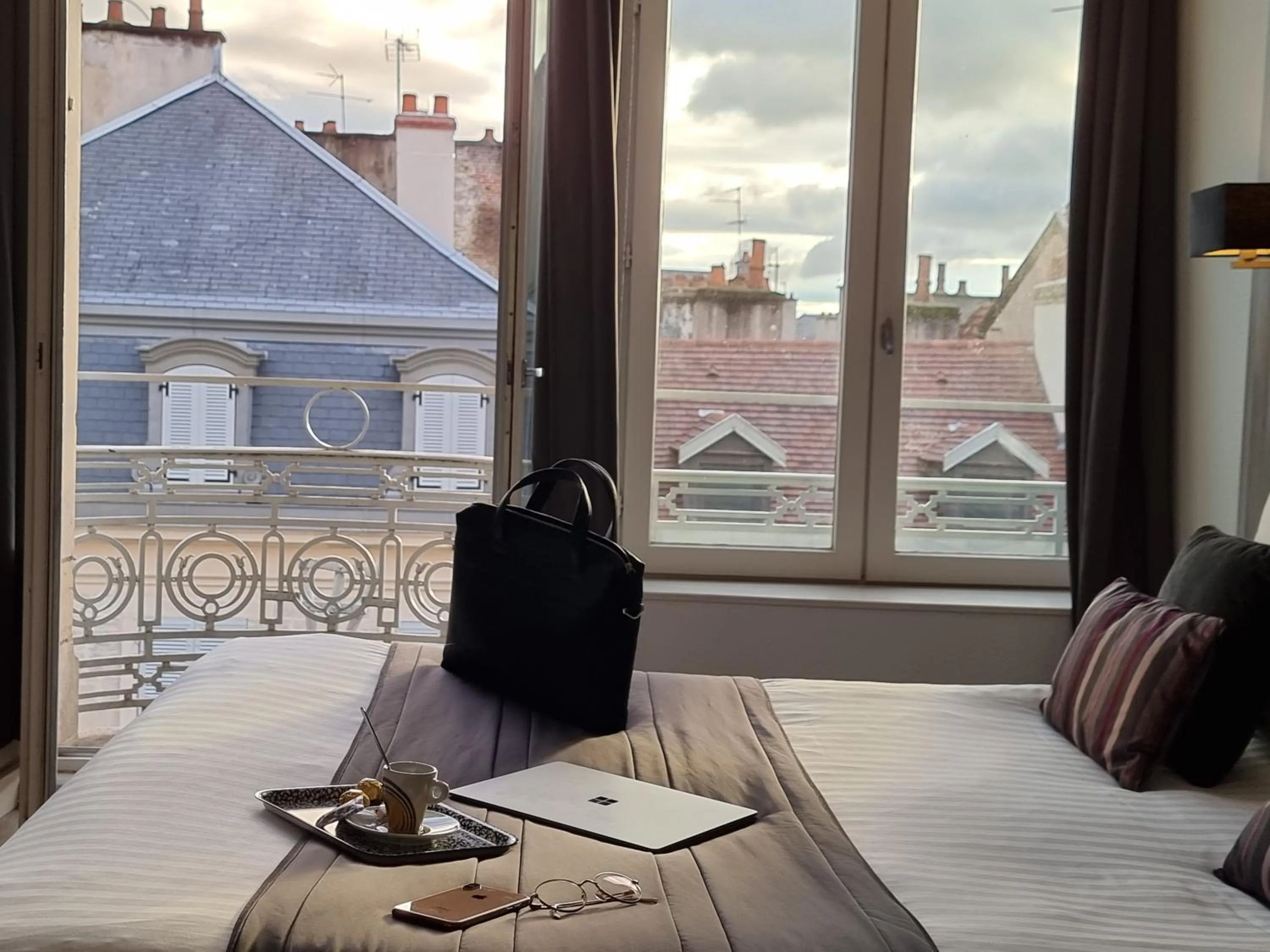 Bed in City Loft Apparthotel