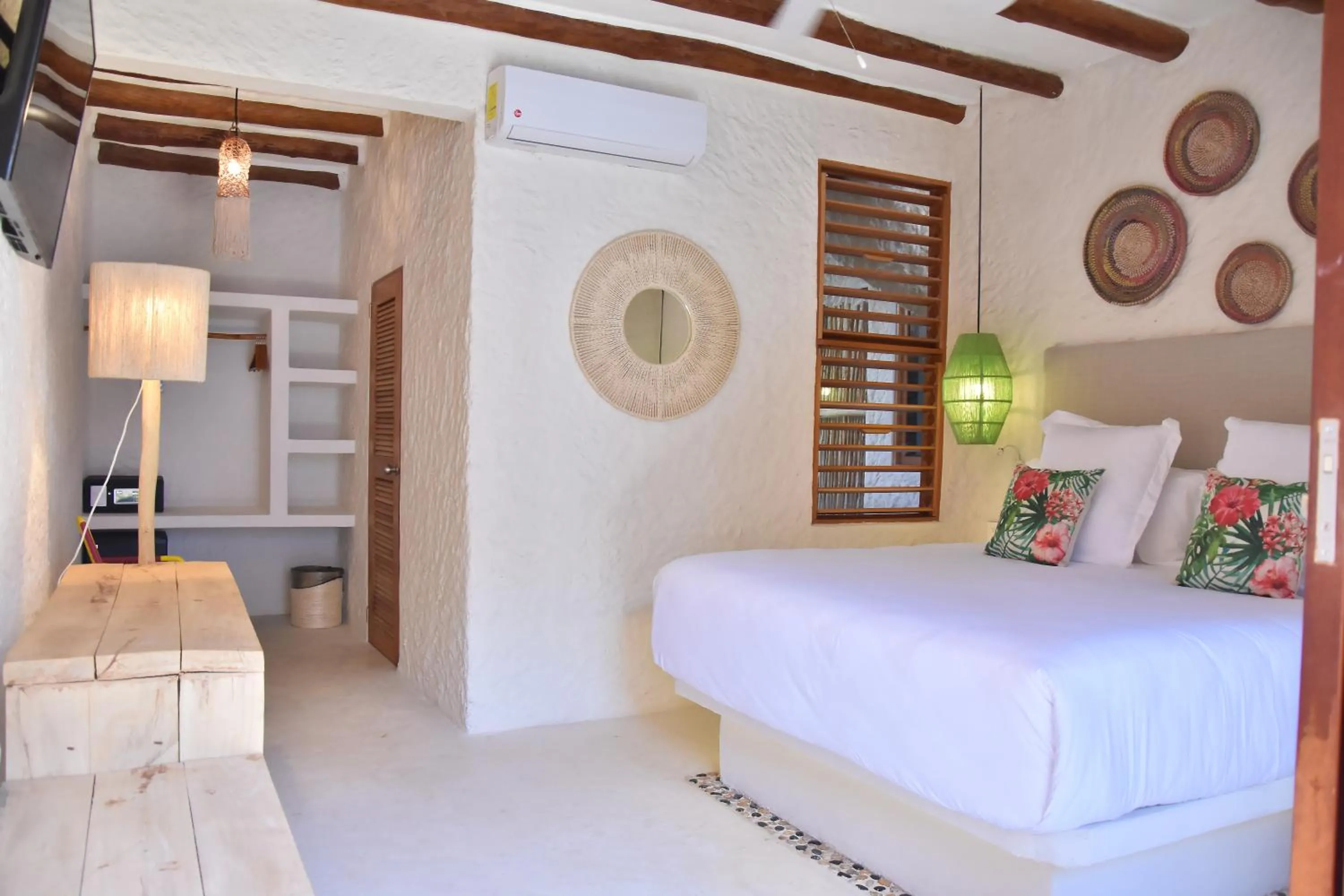 Photo of the whole room, Bed in Soho Boutique Holbox - Adults Only