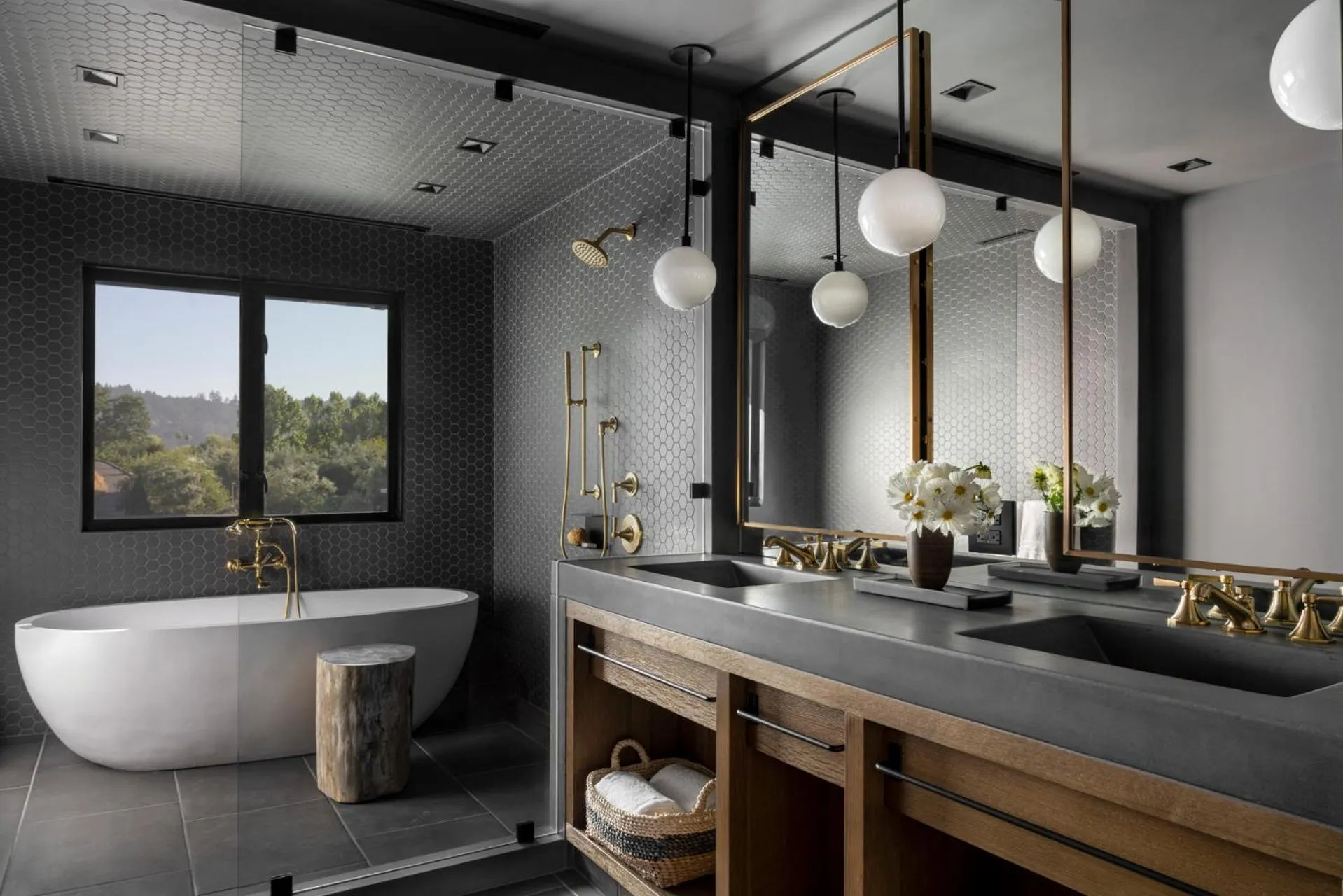 Bathroom in Four Seasons Resort Napa Valley