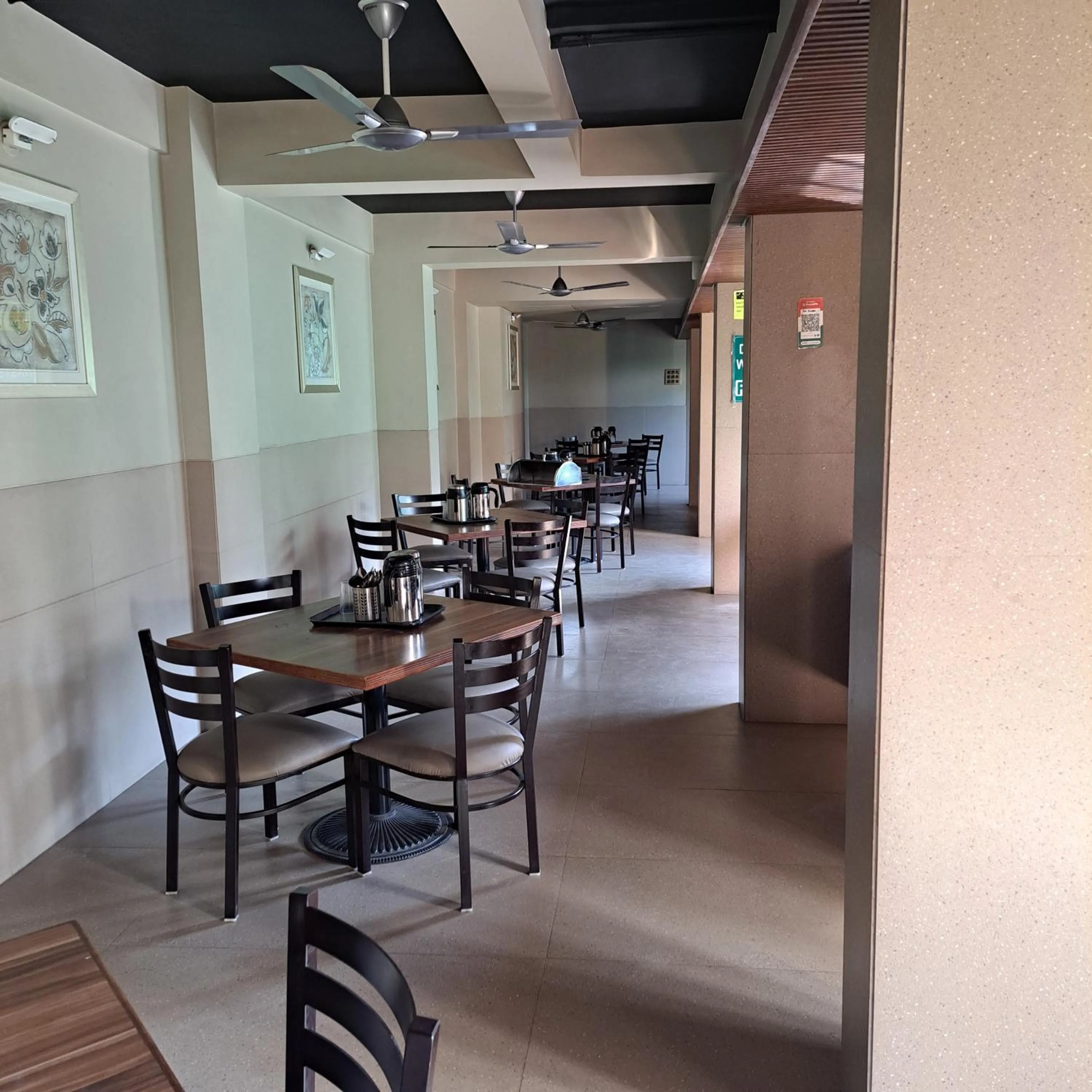 Restaurant/places to eat in Sai Palace Express(Shirdi)