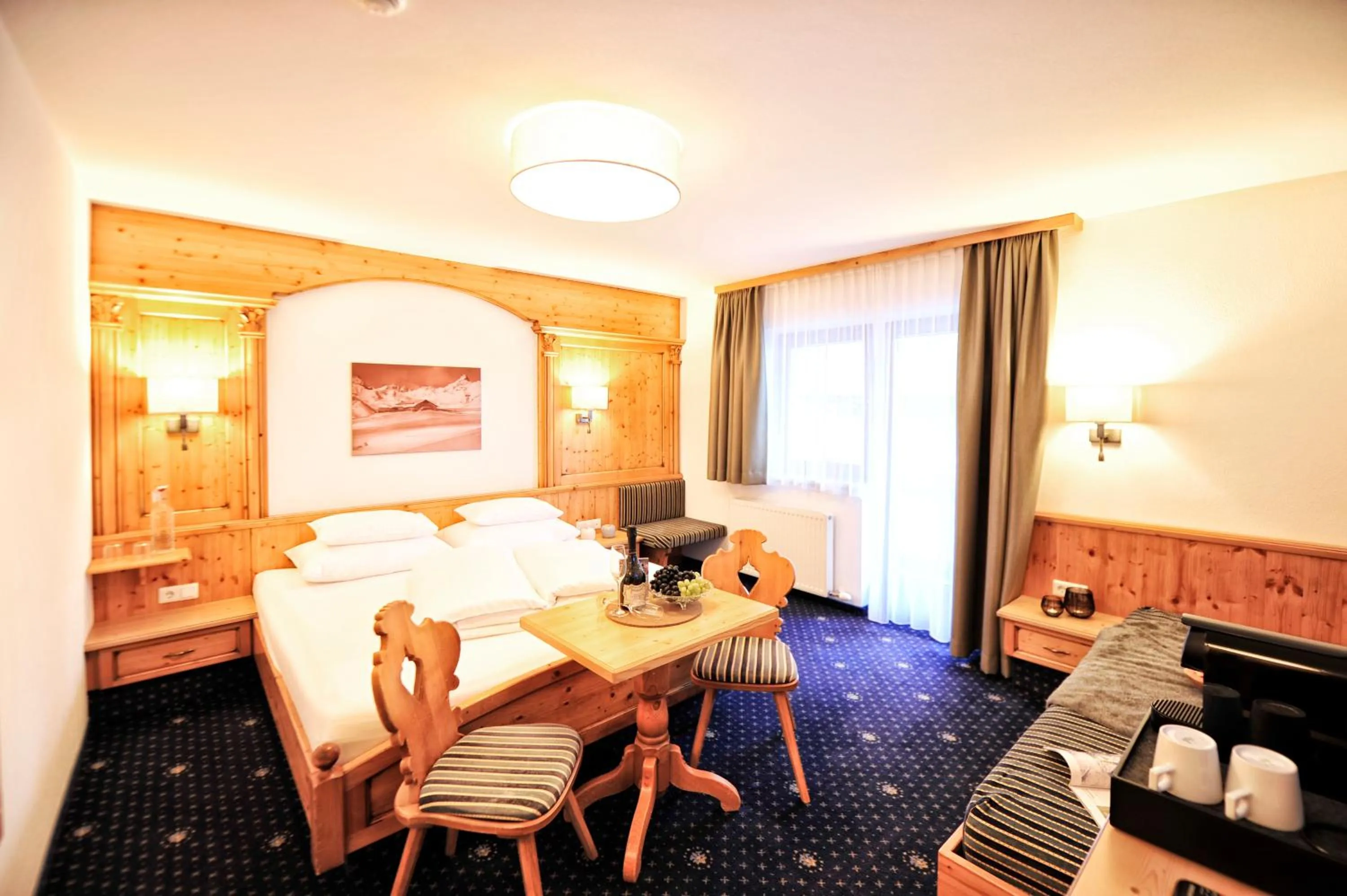 Bed in Hotel Garni Bellevue