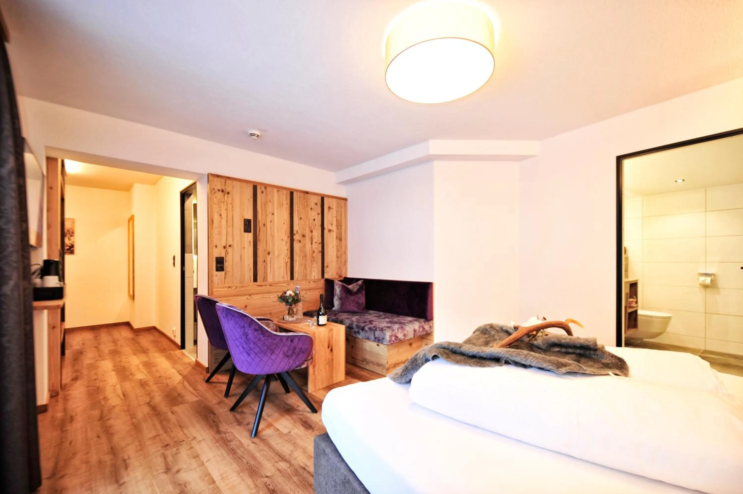 Bed in Hotel Garni Bellevue