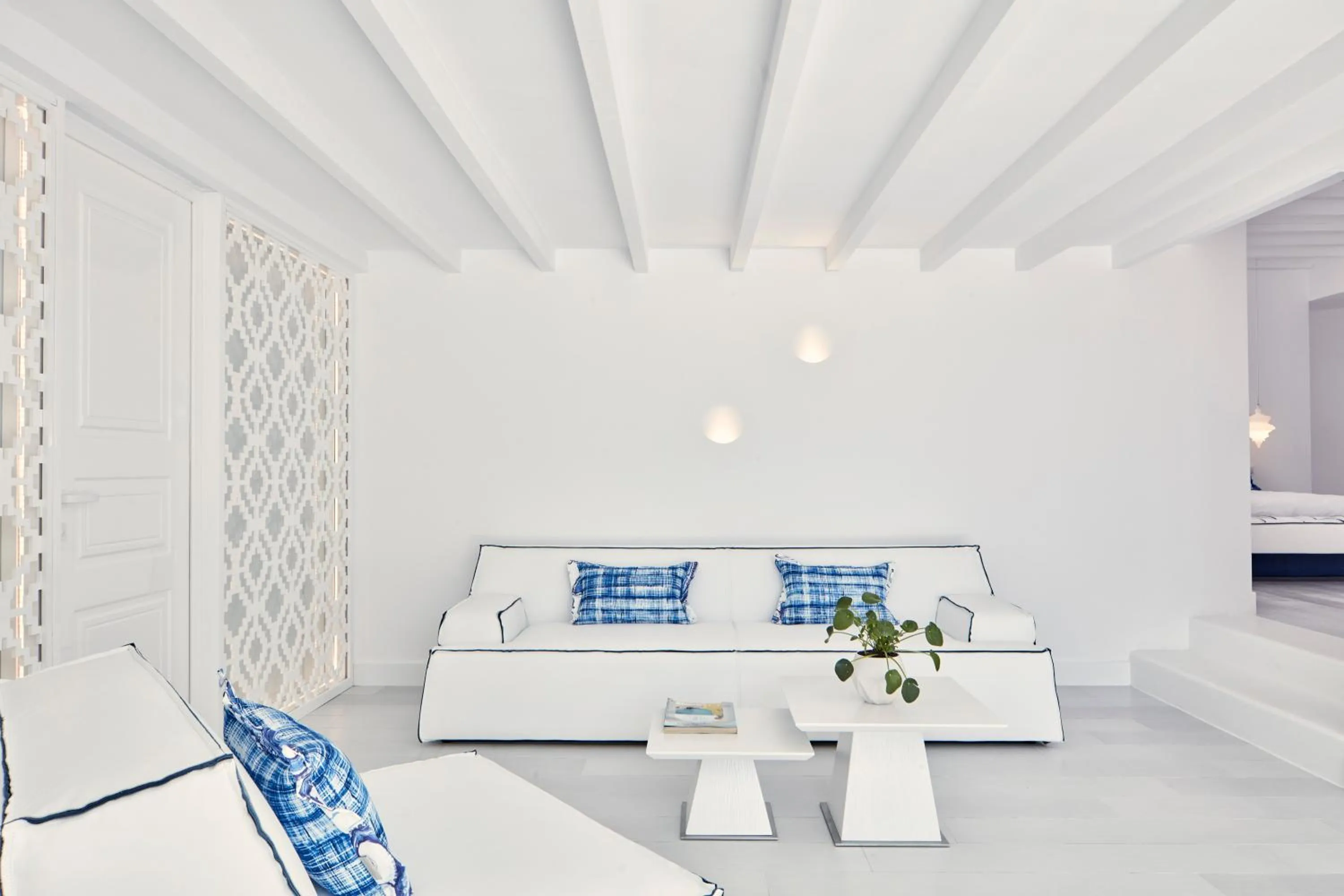 Bedroom, Bed in Katikies Mykonos - The Leading Hotels of the World