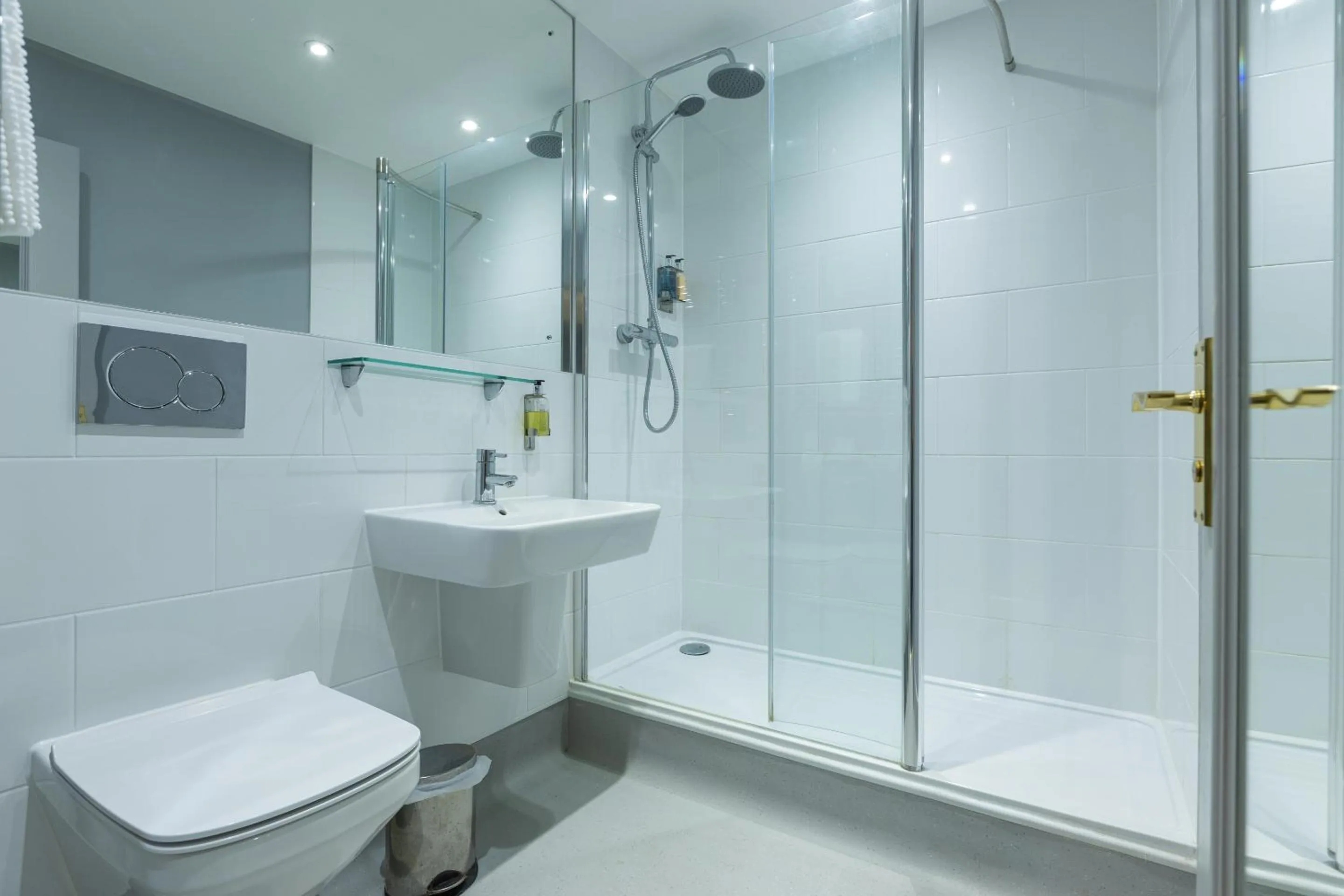 Bathroom in Blue Boar Hotel