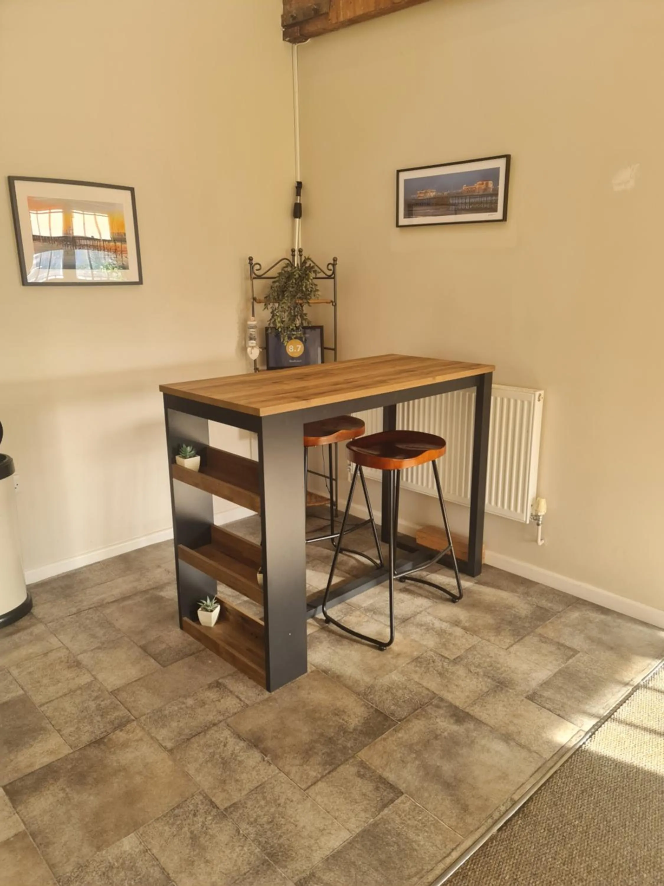 Dining area in Southcourt