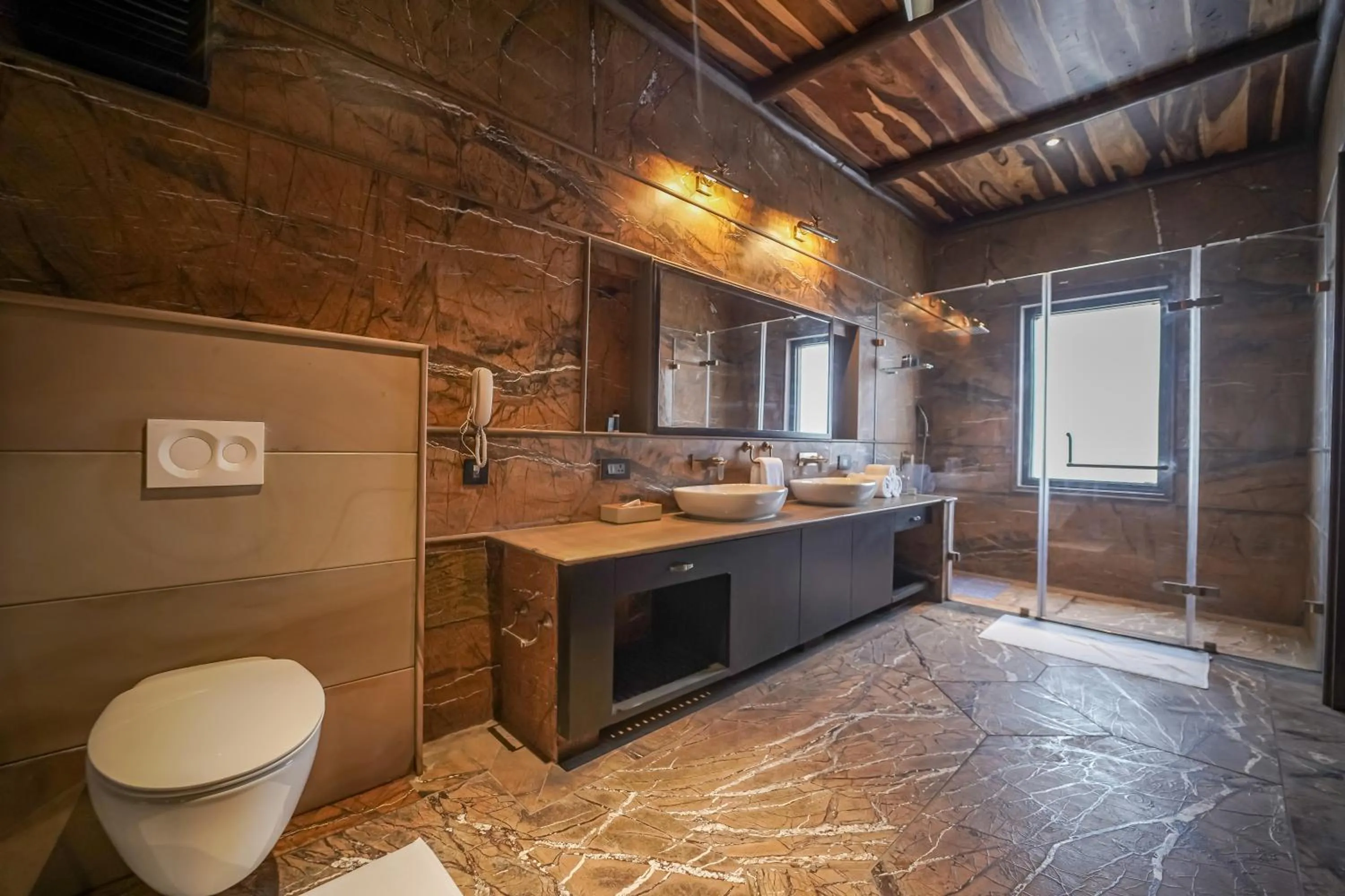 Toilet in AamaGhati Wildlife Resort, Ranthambore