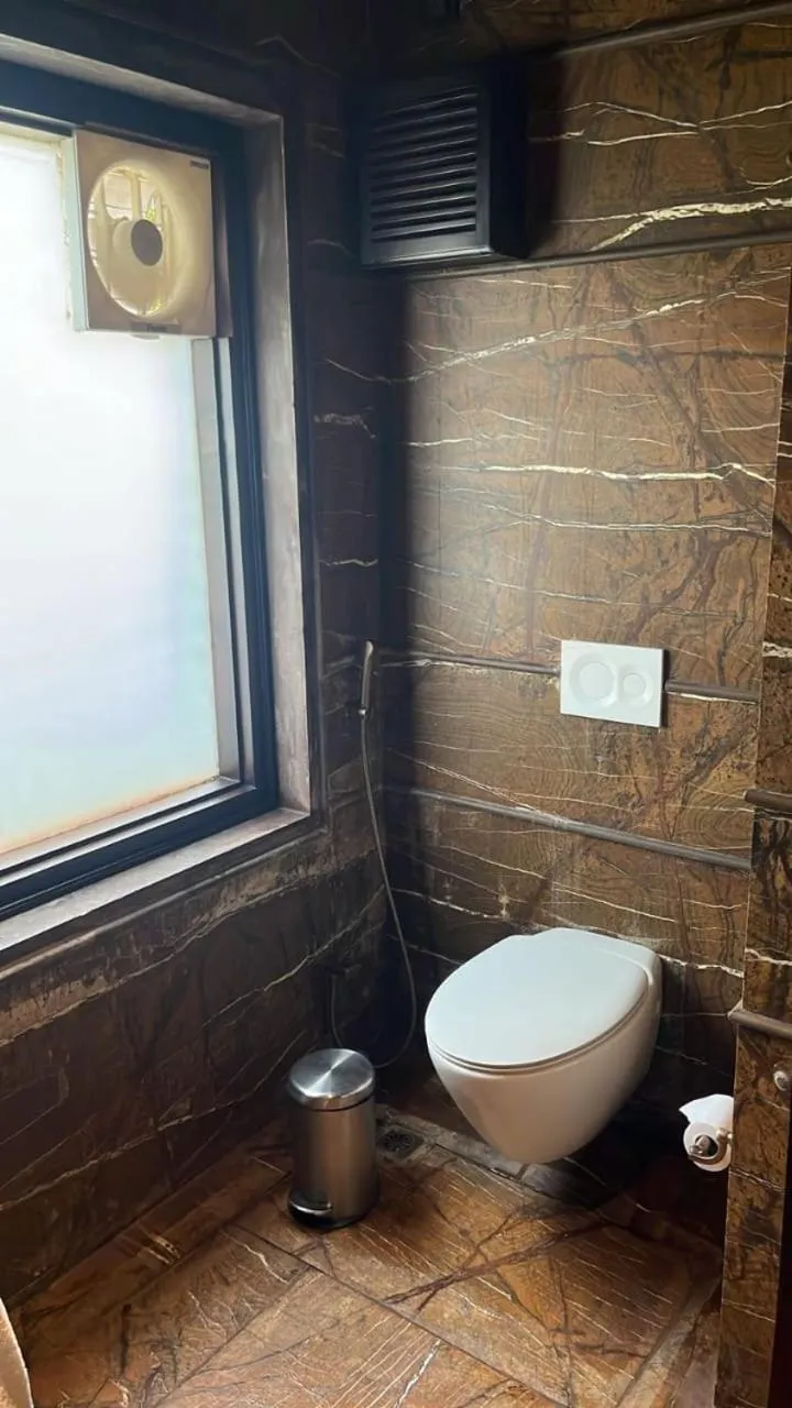 Bathroom in AamaGhati Wildlife Resort, Ranthambore