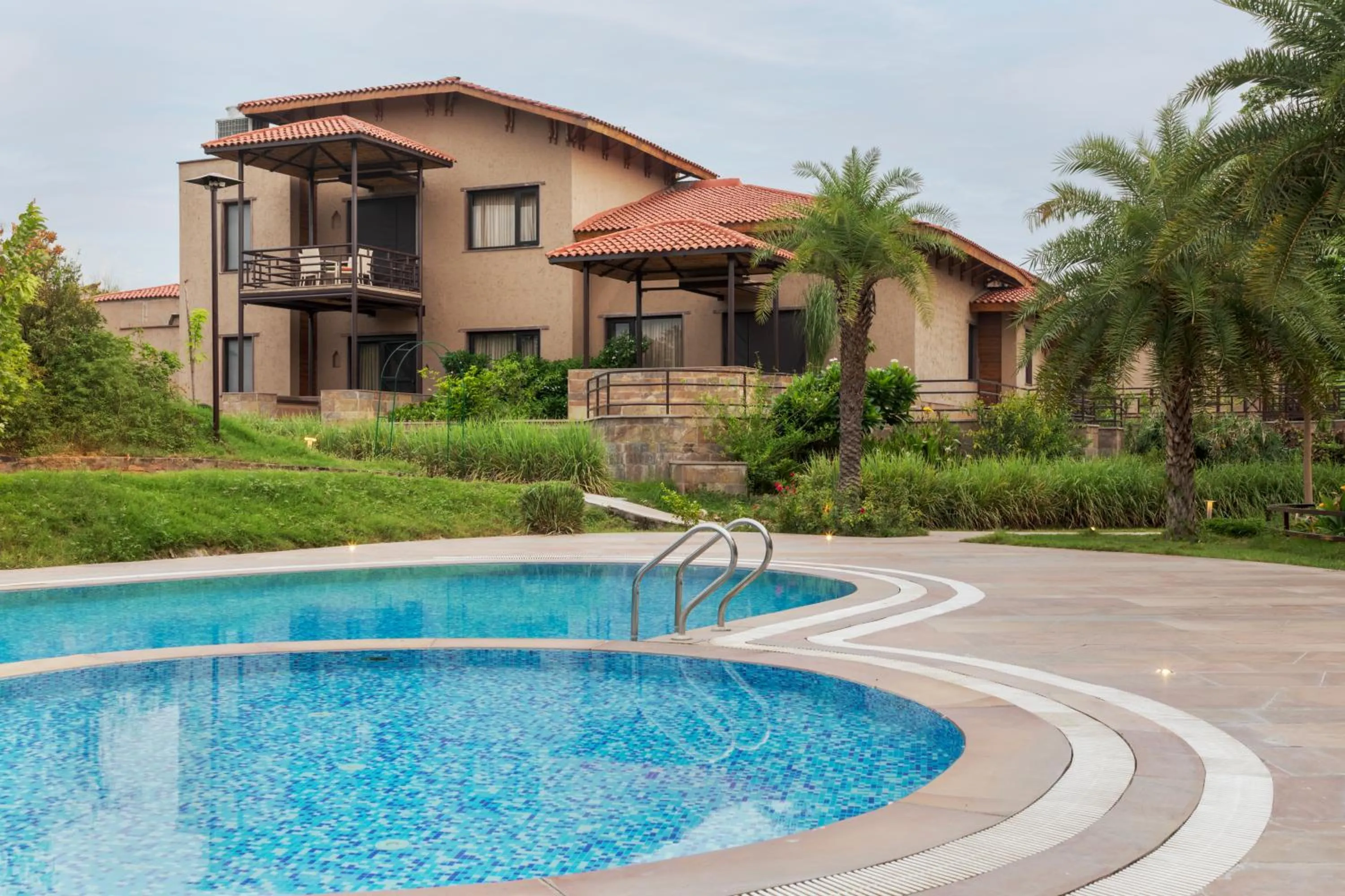 Swimming pool in AamaGhati Wildlife Resort, Ranthambore