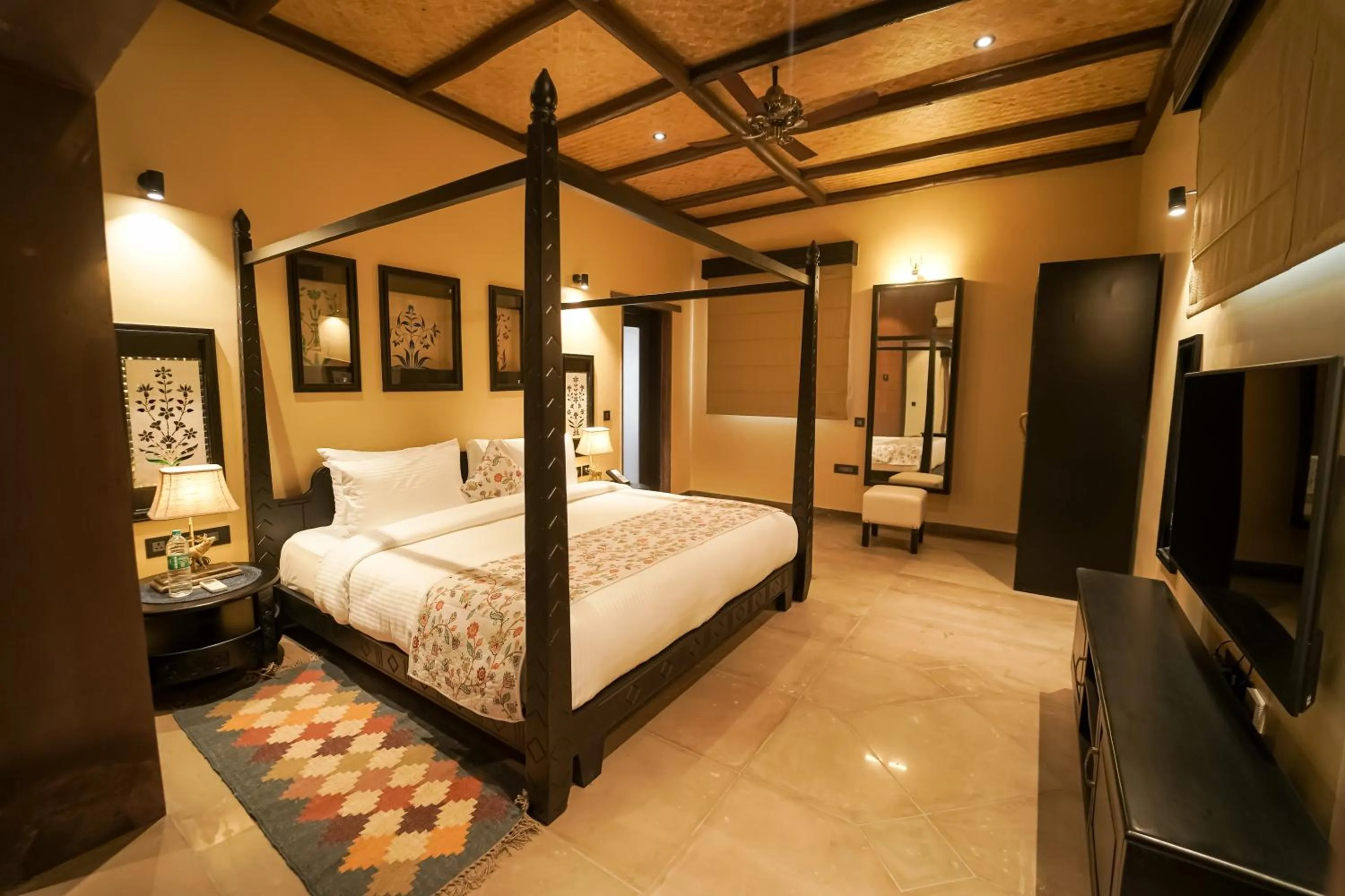 Bed in AamaGhati Wildlife Resort, Ranthambore