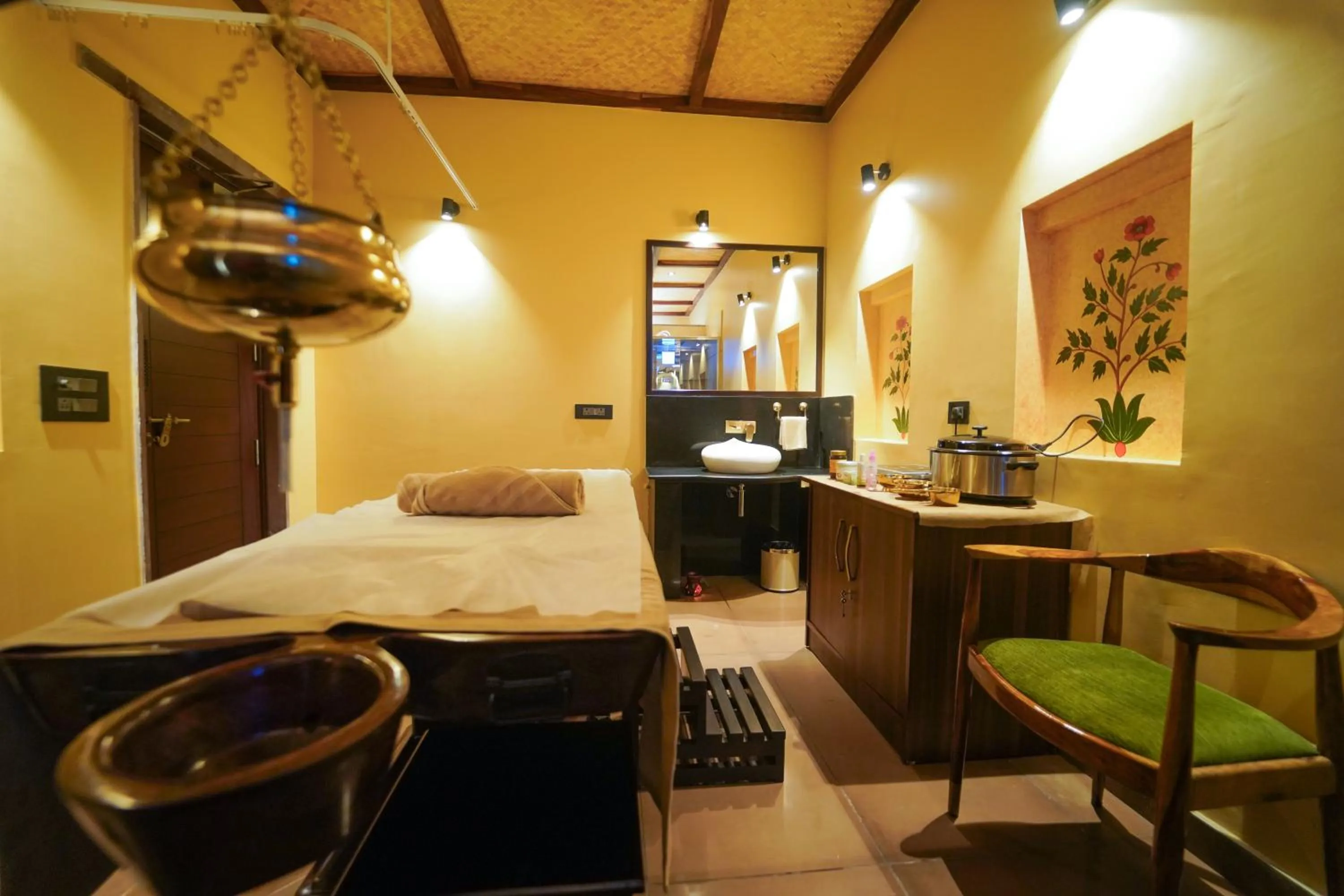 Massage in AamaGhati Wildlife Resort, Ranthambore