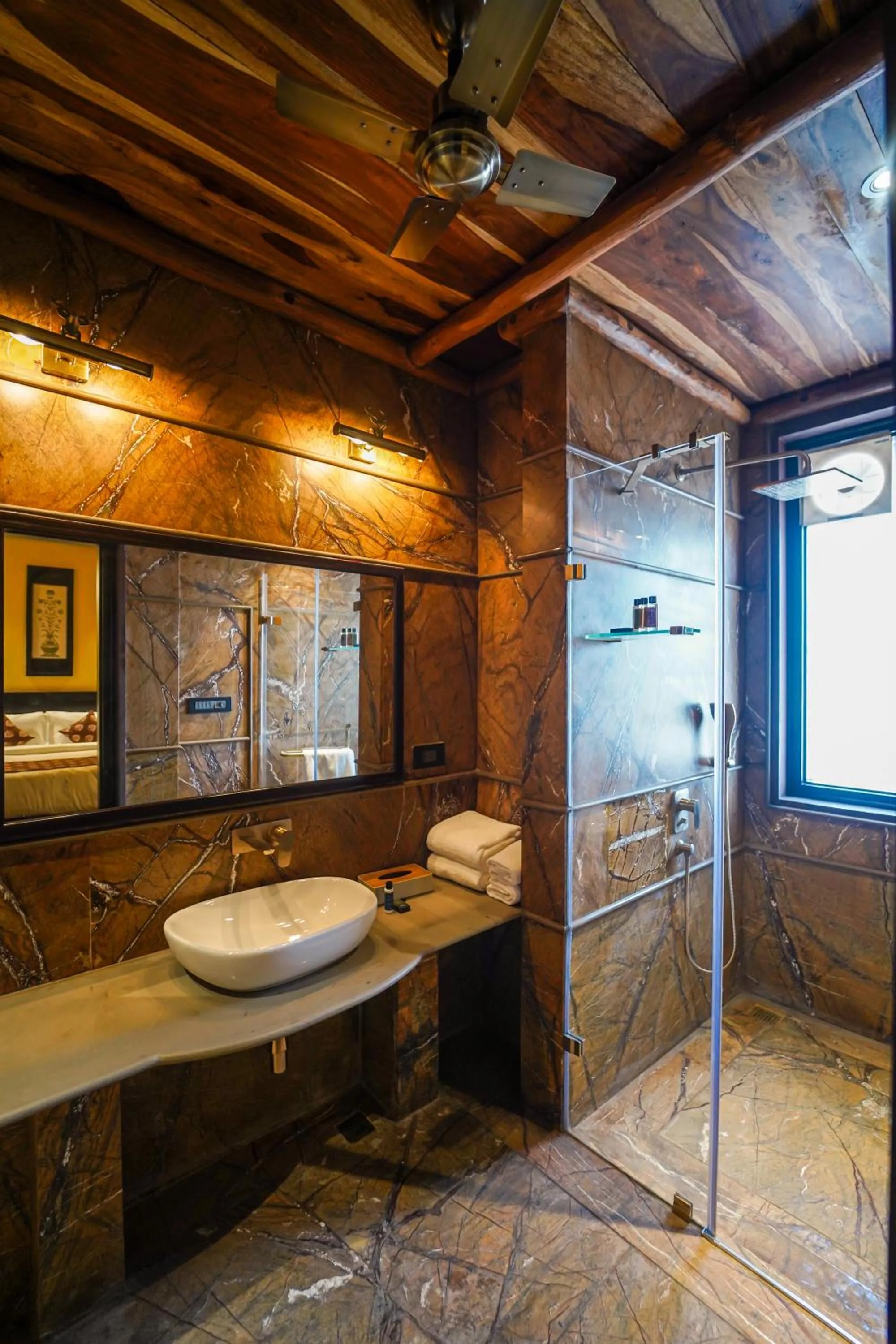 Bathroom in AamaGhati Wildlife Resort, Ranthambore