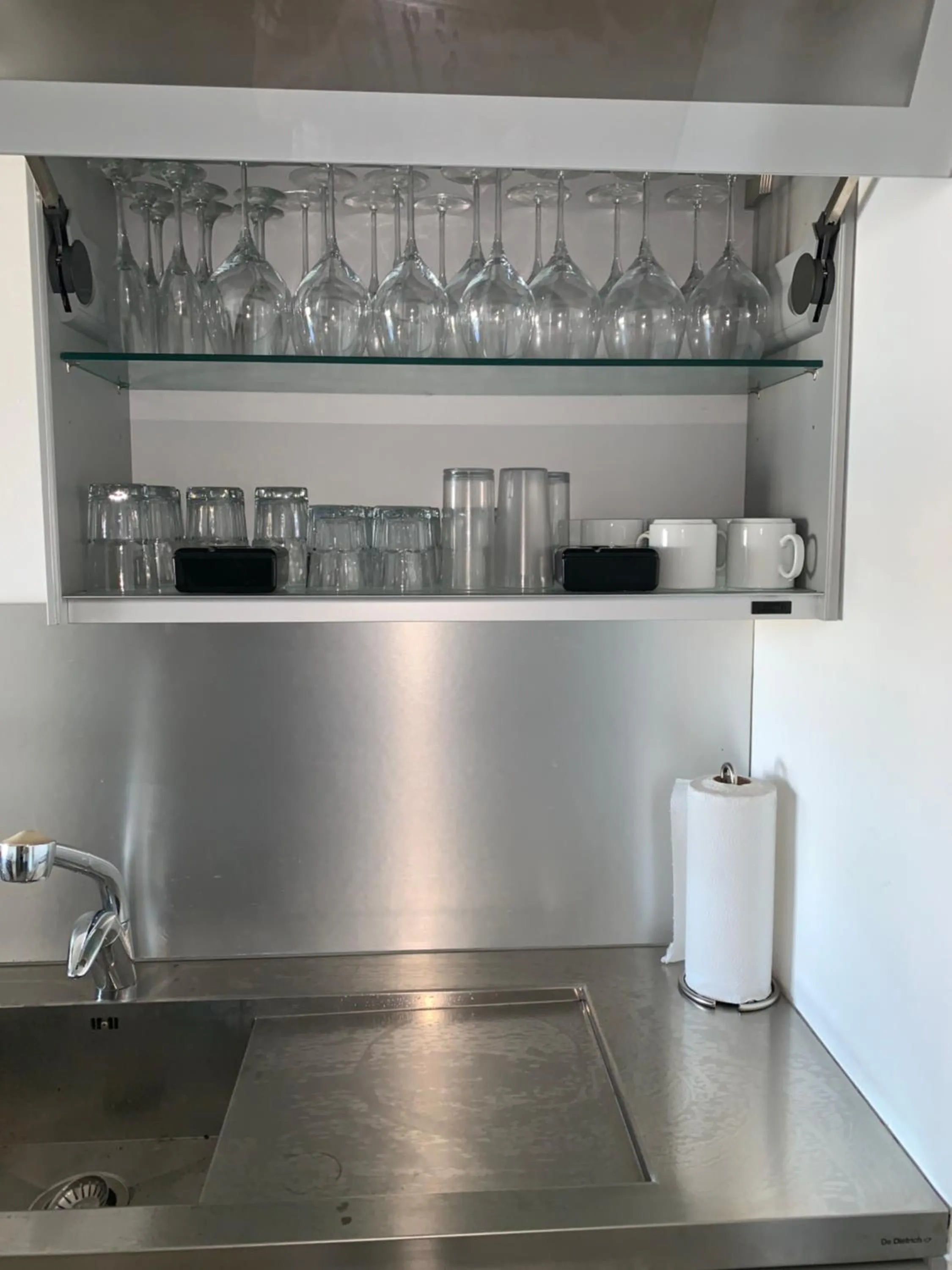 Kitchen or kitchenette in La Amada condo with Marina View