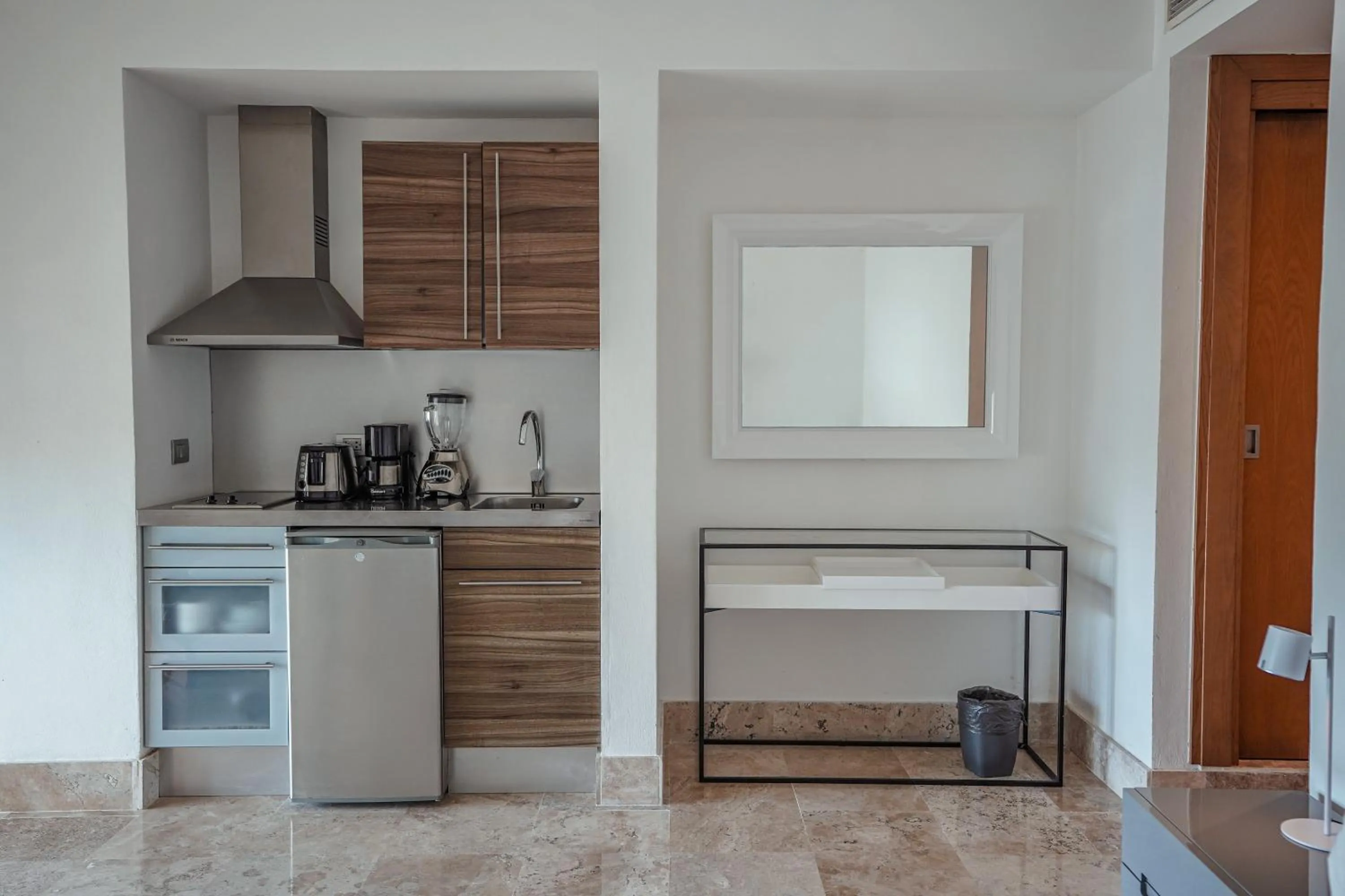 Coffee/tea facilities in La Amada condo with Marina View