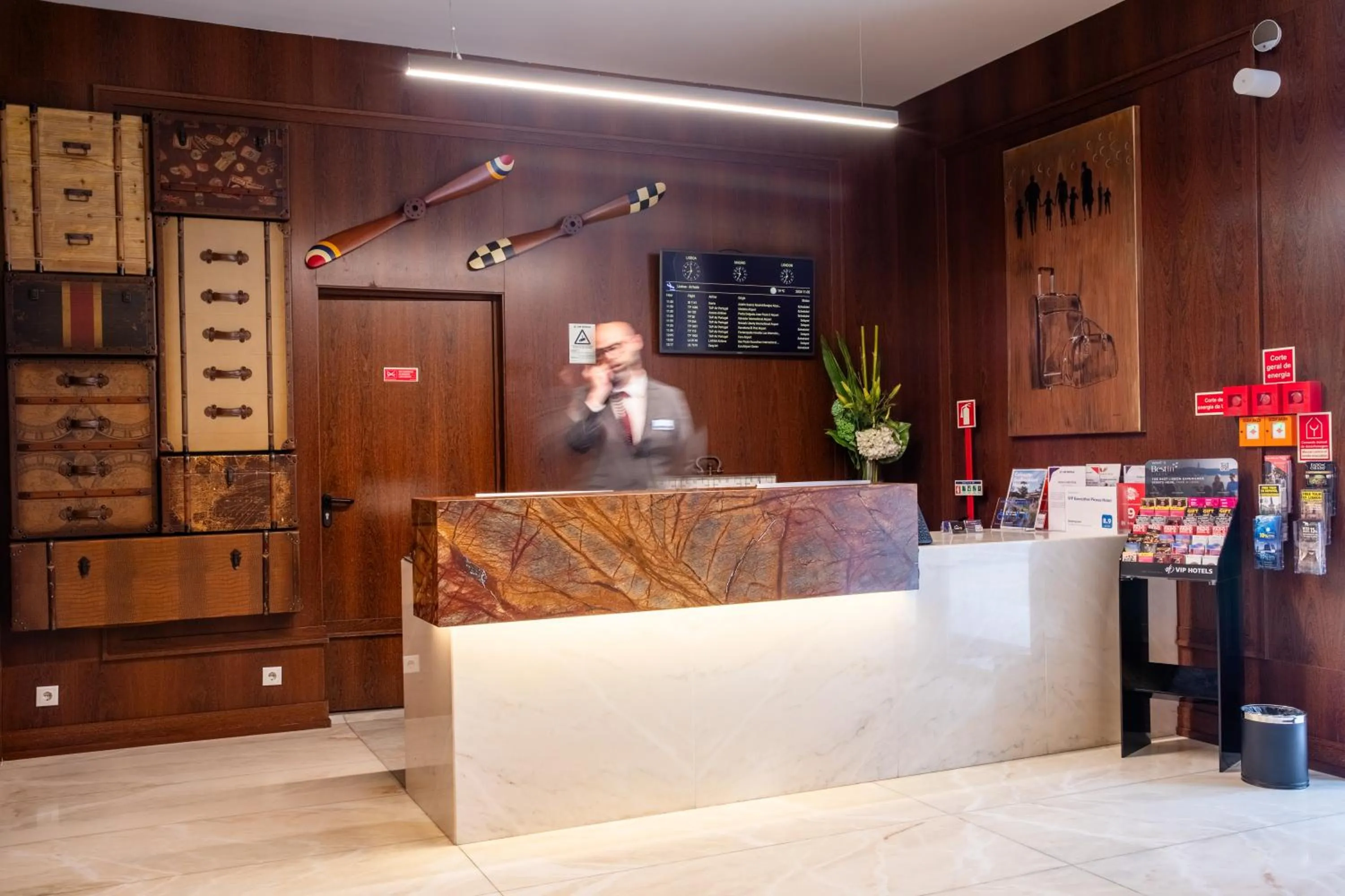 Property building in VIP Executive Picoas Hotel