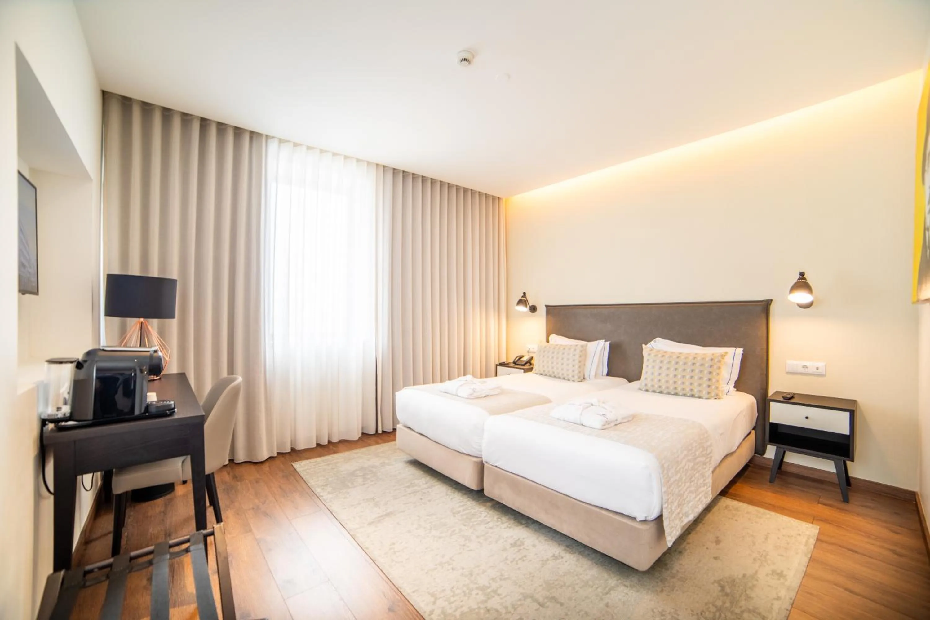 Bedroom, Bed in VIP Executive Picoas Hotel