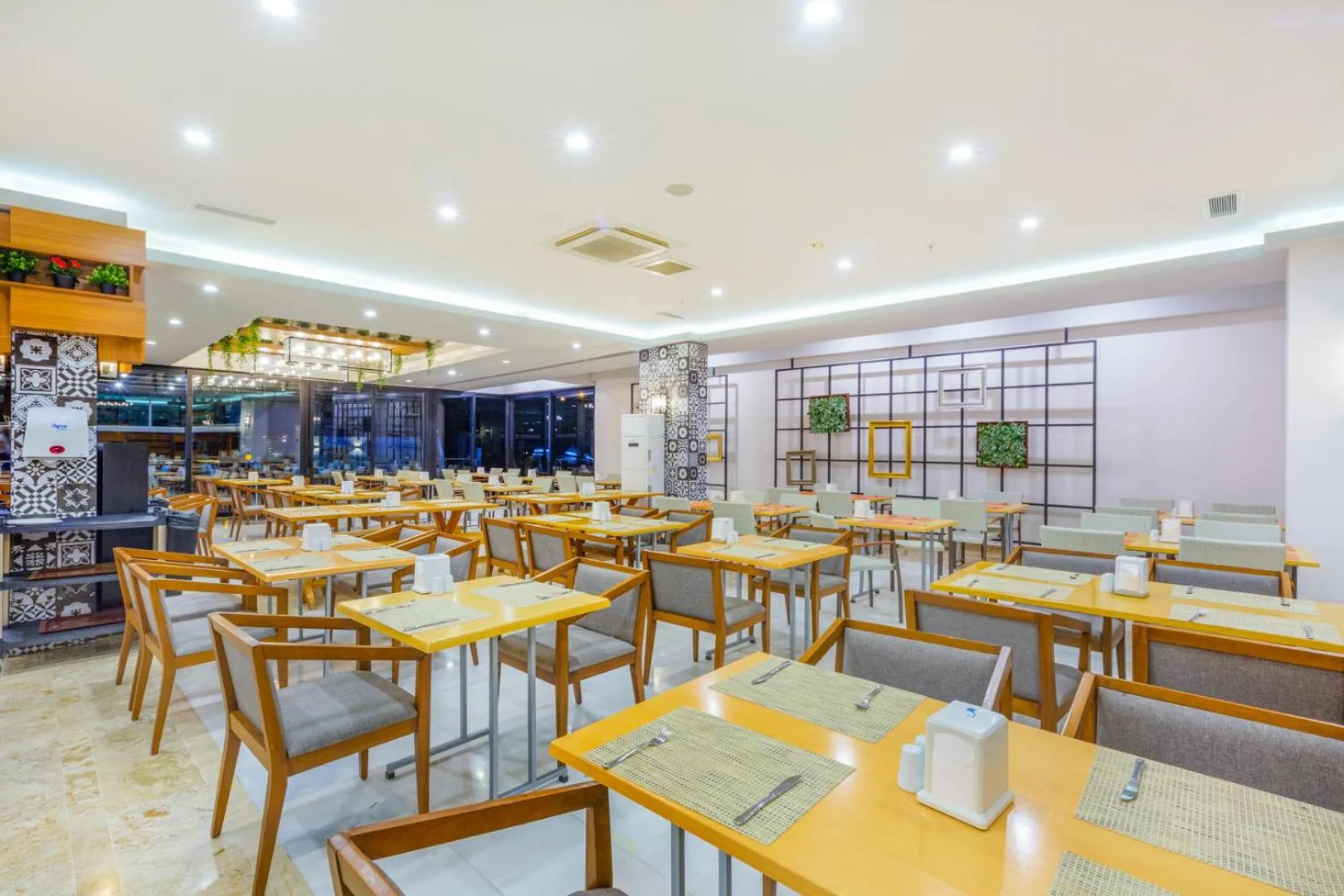 Restaurant/places to eat in Numa Konaktepe Hotel - All Inclusive