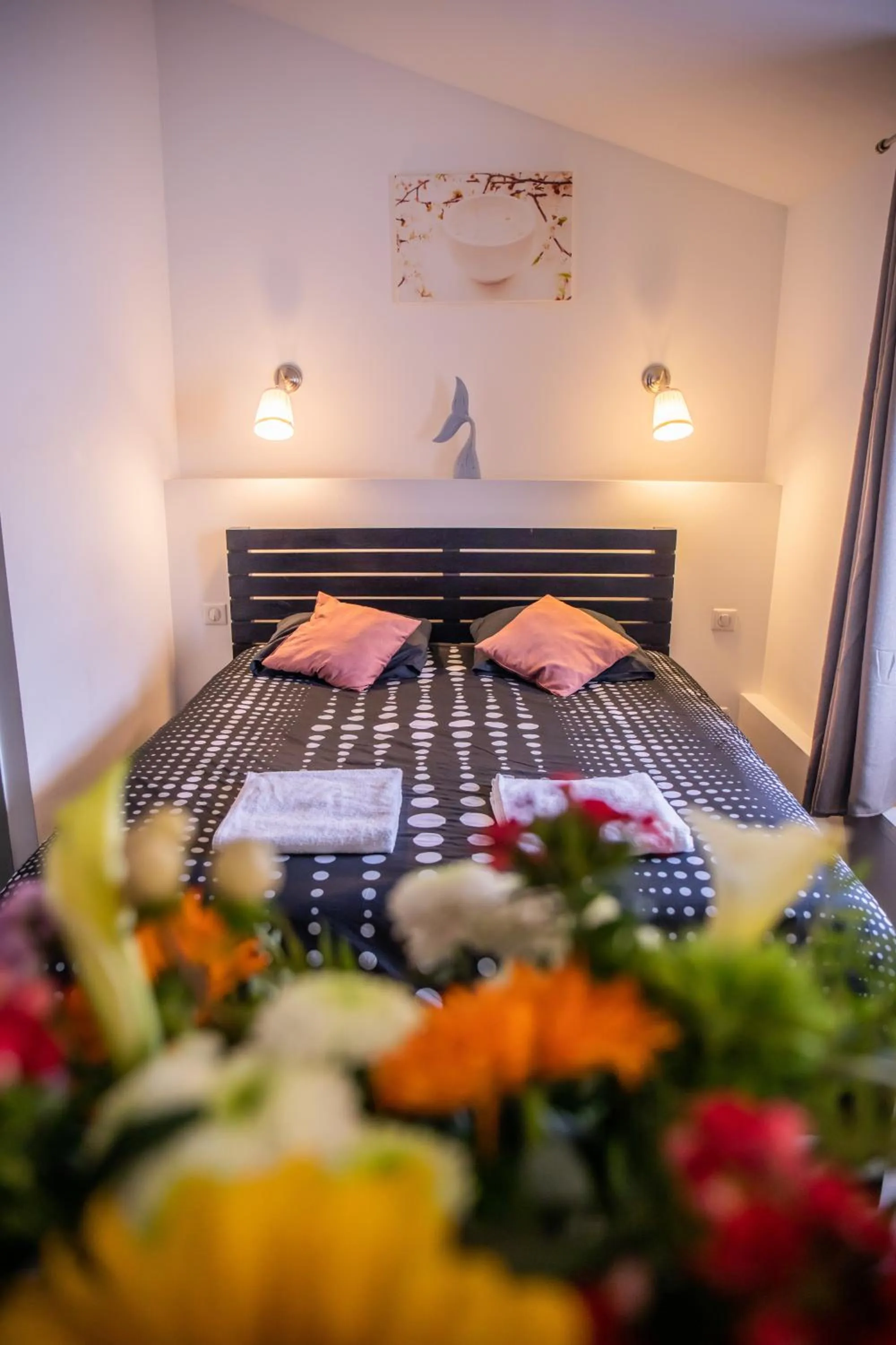 Bedroom, Bed in Auberge Sainte Marguerite