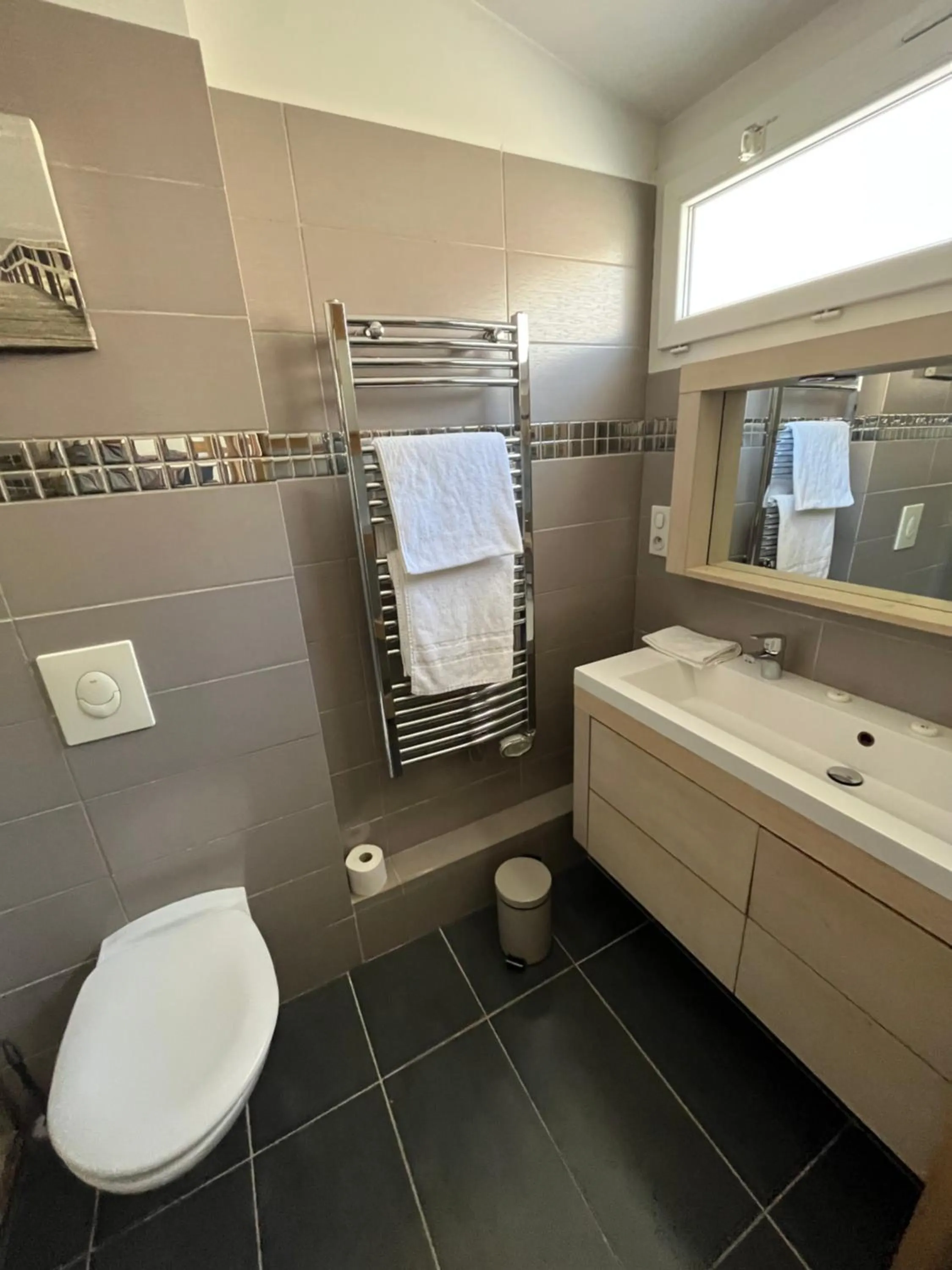 Toilet in Auberge Sainte Marguerite