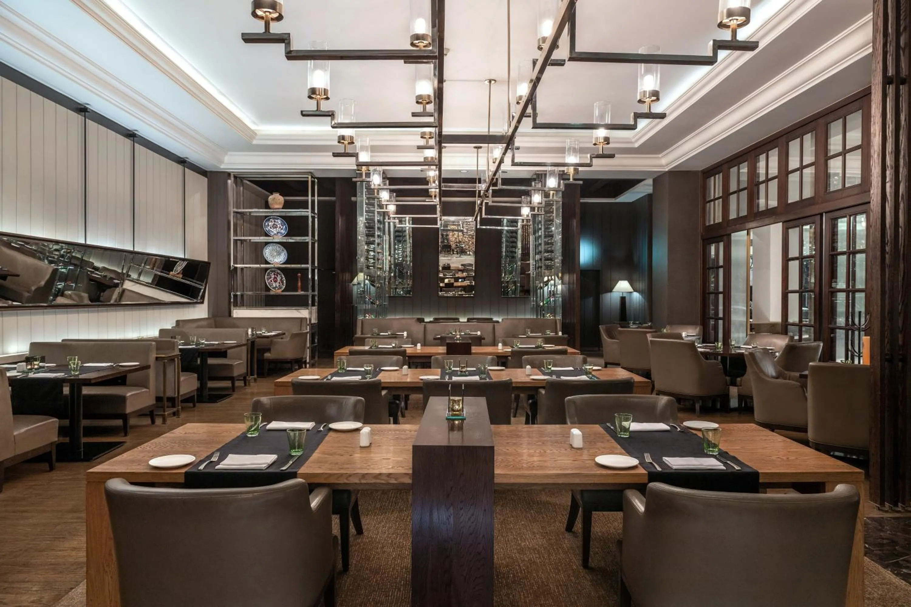 Restaurant/places to eat in Conrad Cairo Hotel & Casino