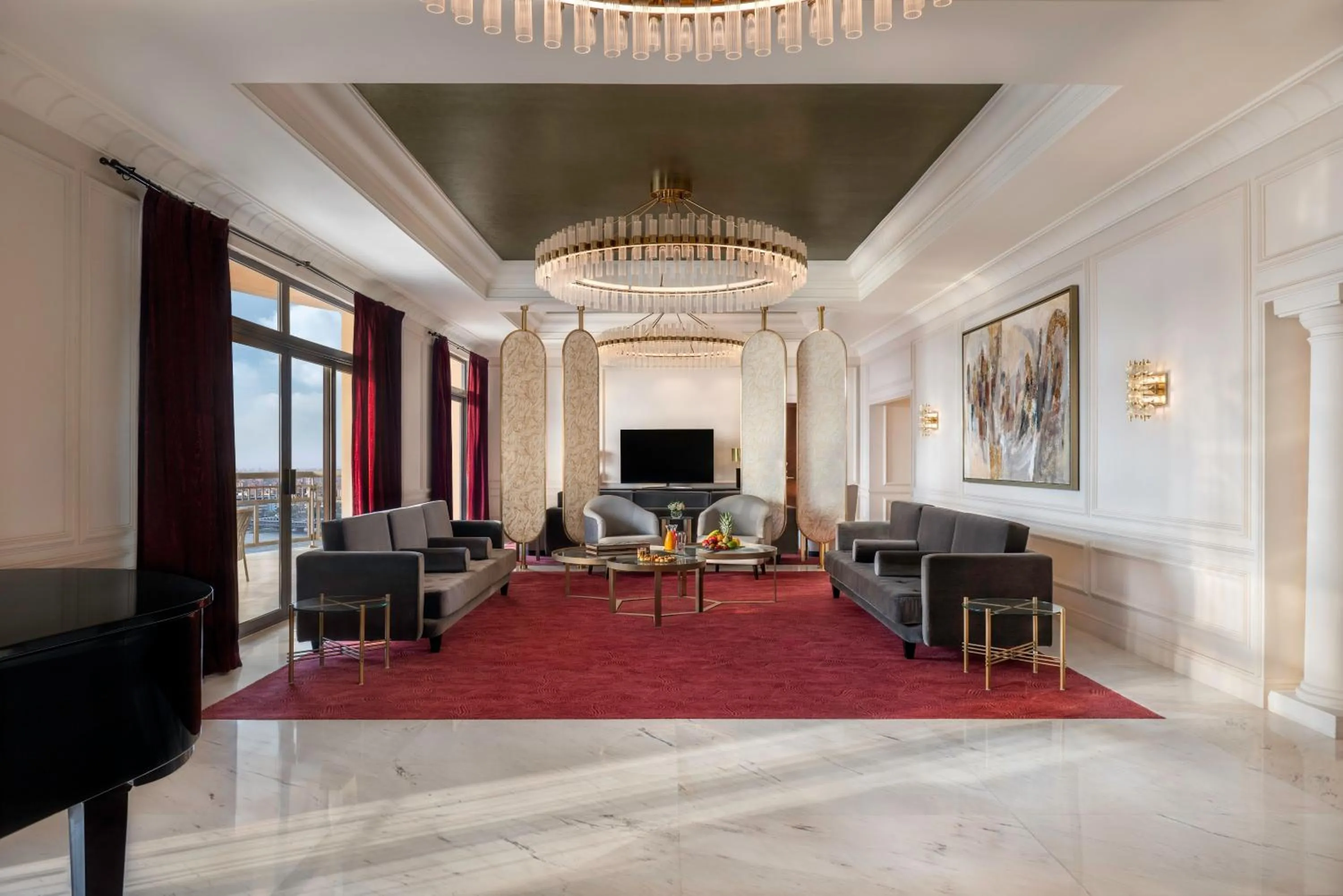 Living room in Conrad Cairo Hotel & Casino