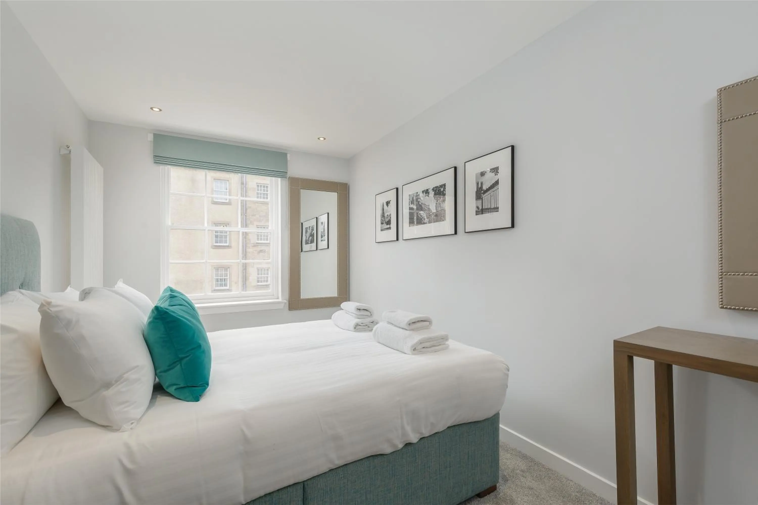 Bed in Destiny Scotland - Royal Mile Residence