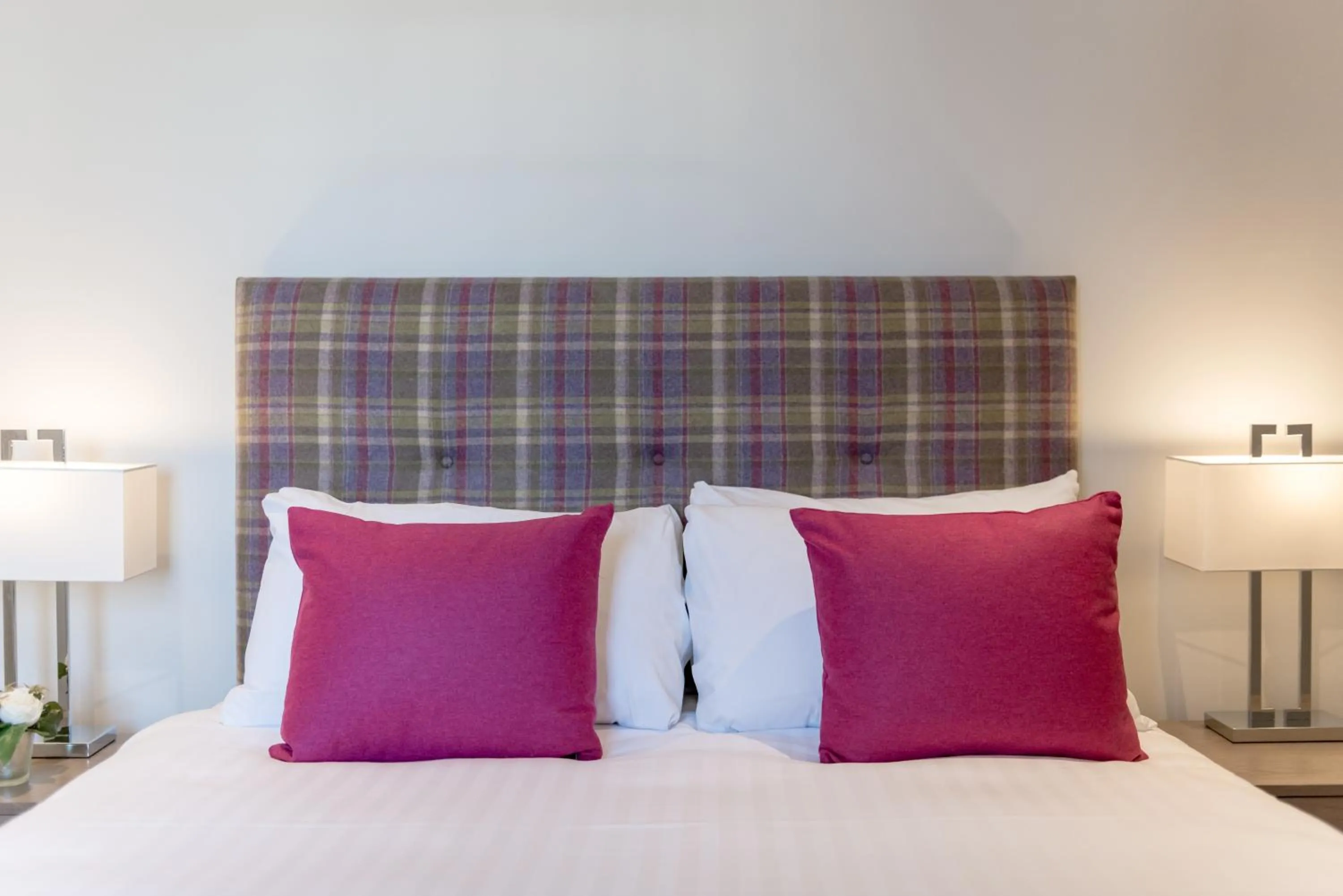 Bed in Destiny Scotland - Royal Mile Residence