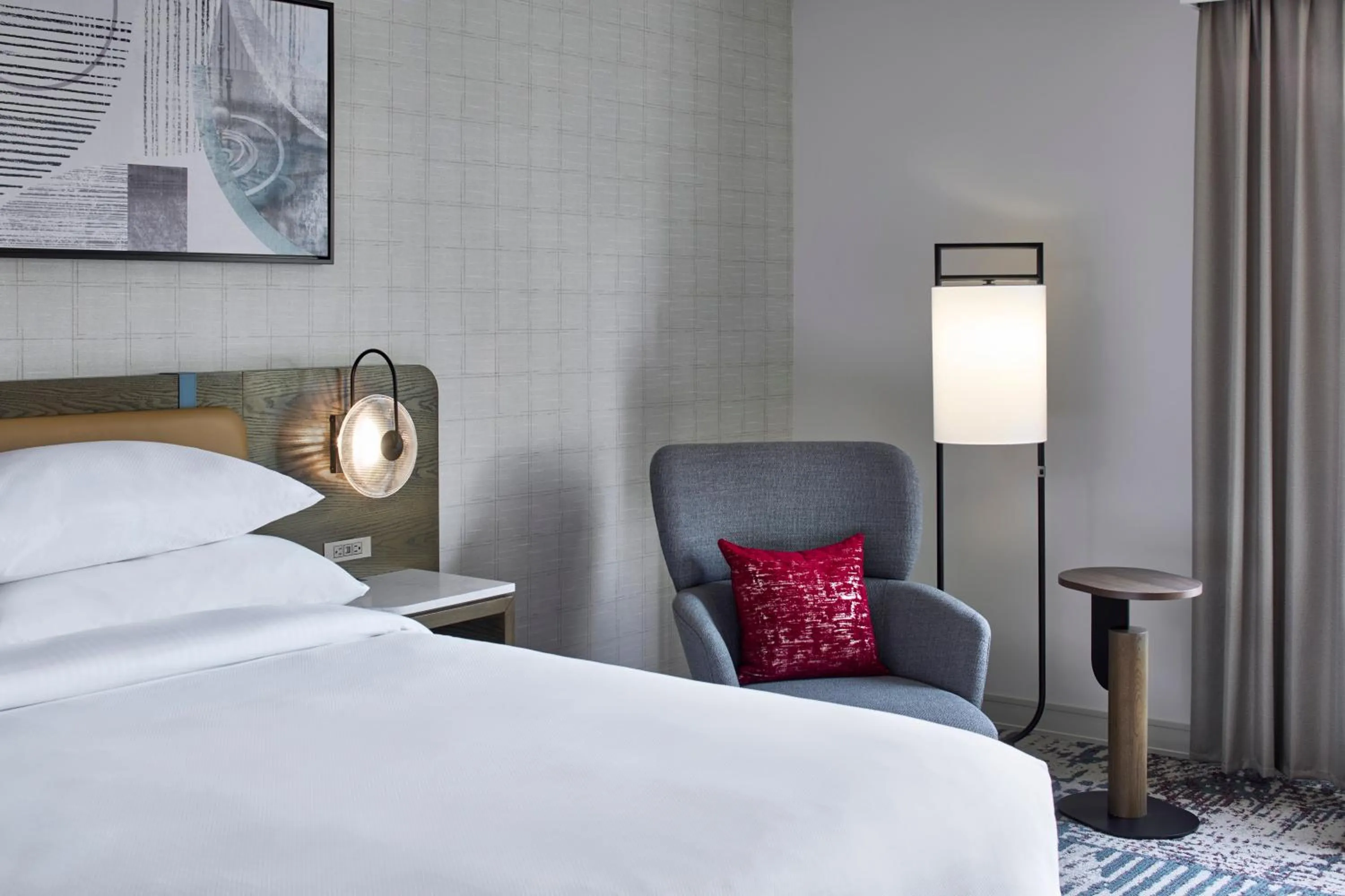 Seating area, Bed in Delta Hotels by Marriott Toledo