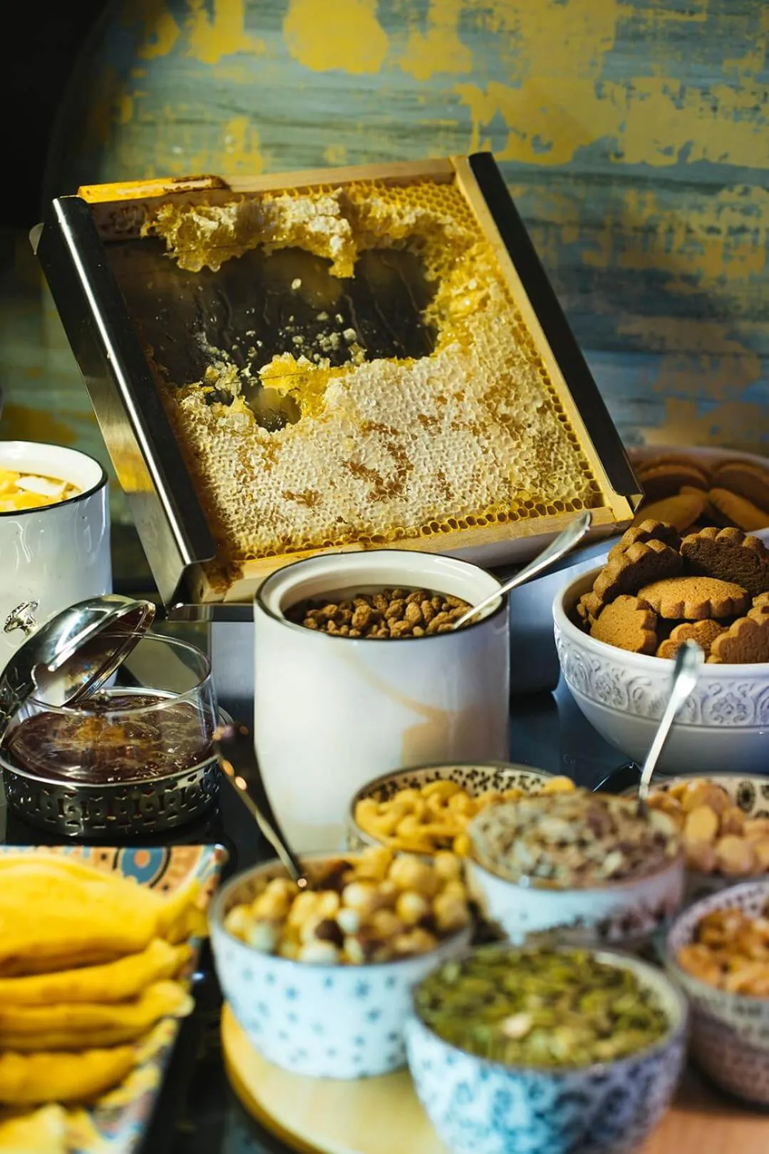 Buffet breakfast in The First One Madrid Preciados