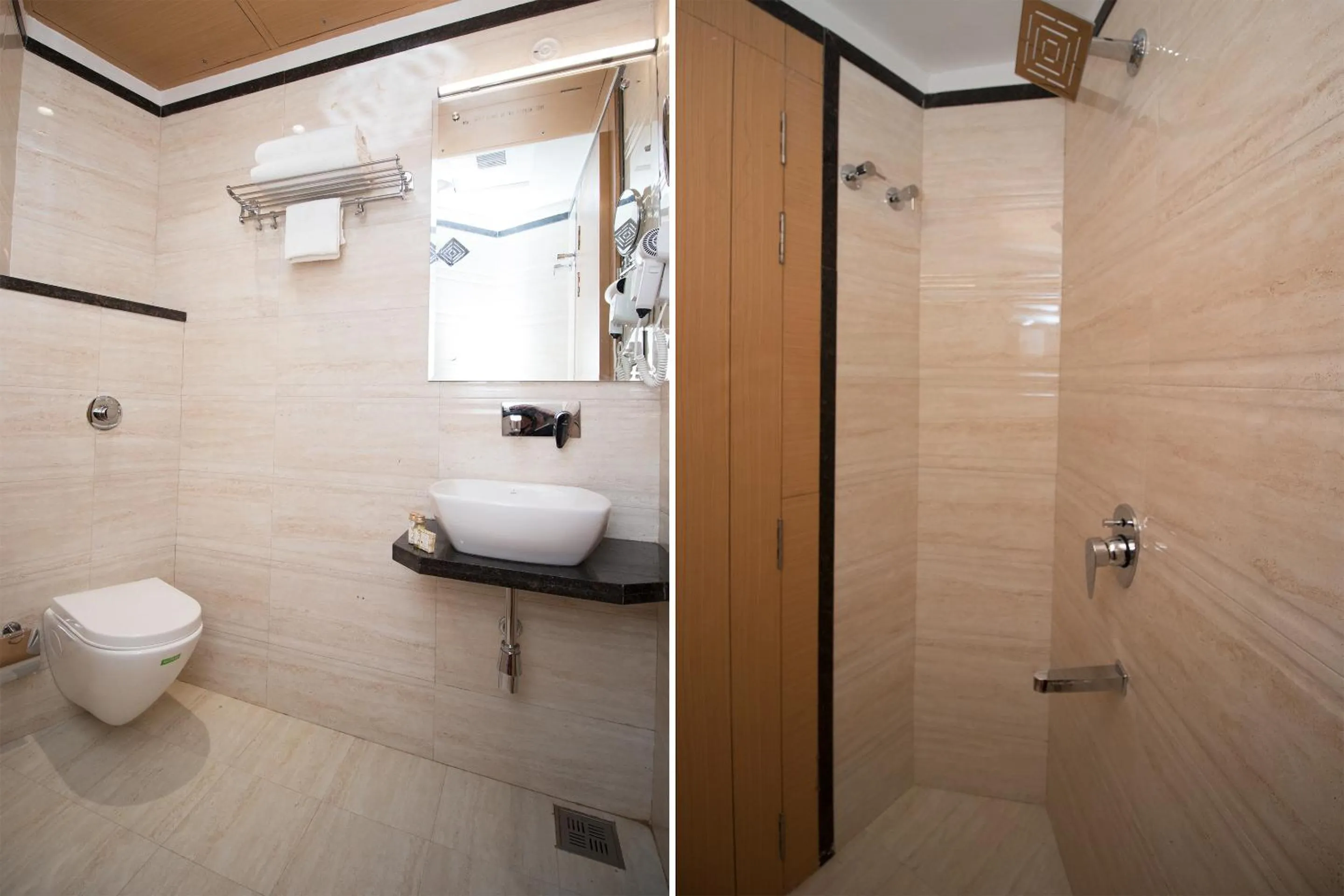 Bathroom in Hotel Vagmi