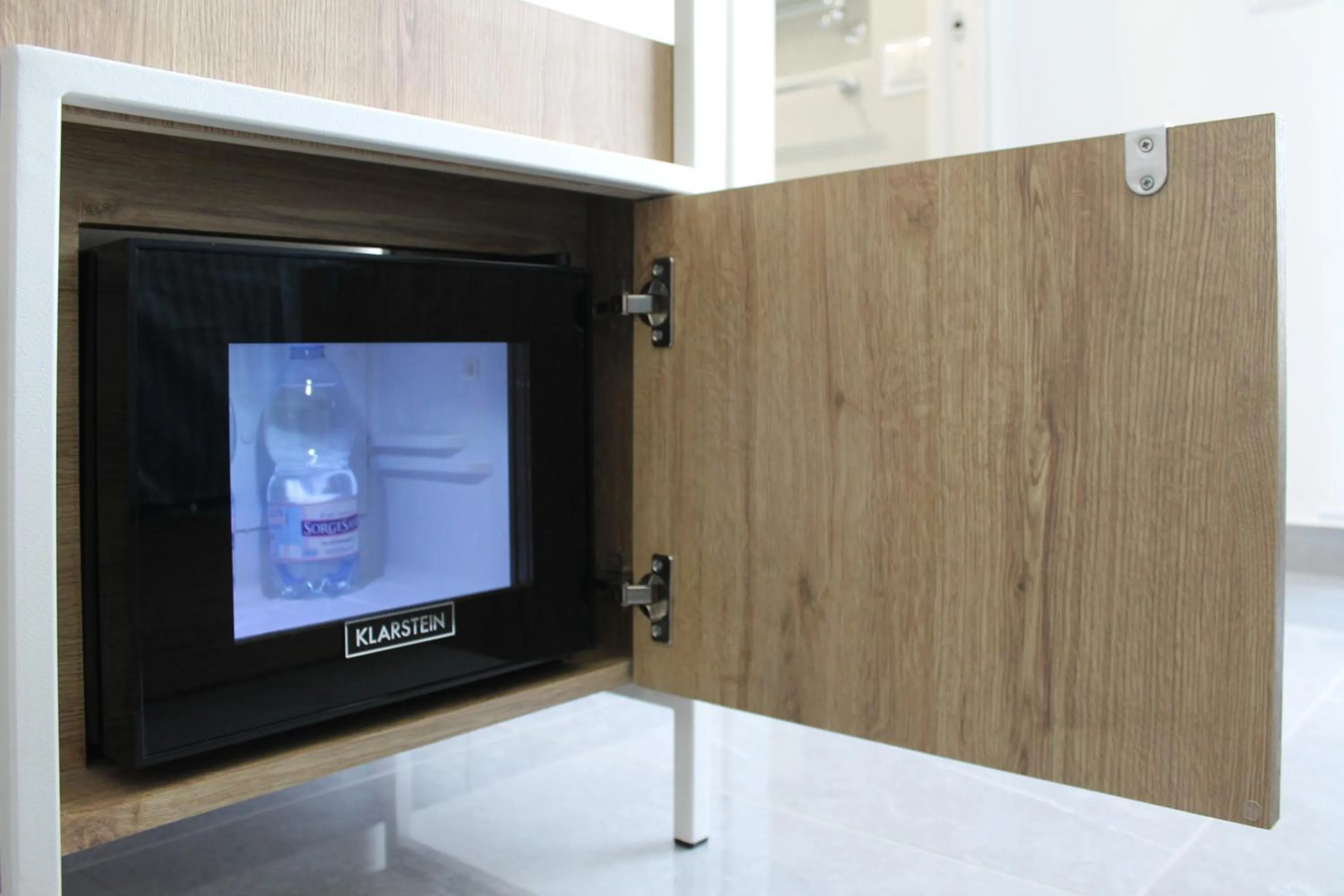 Photo of the whole room in City View Naples