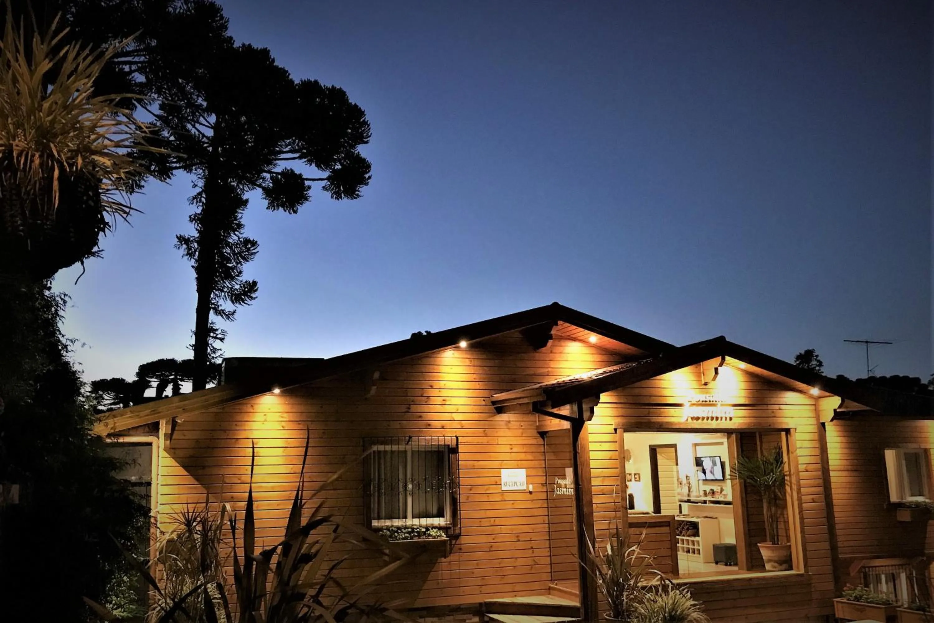Facade/entrance in Pousada Jasmim