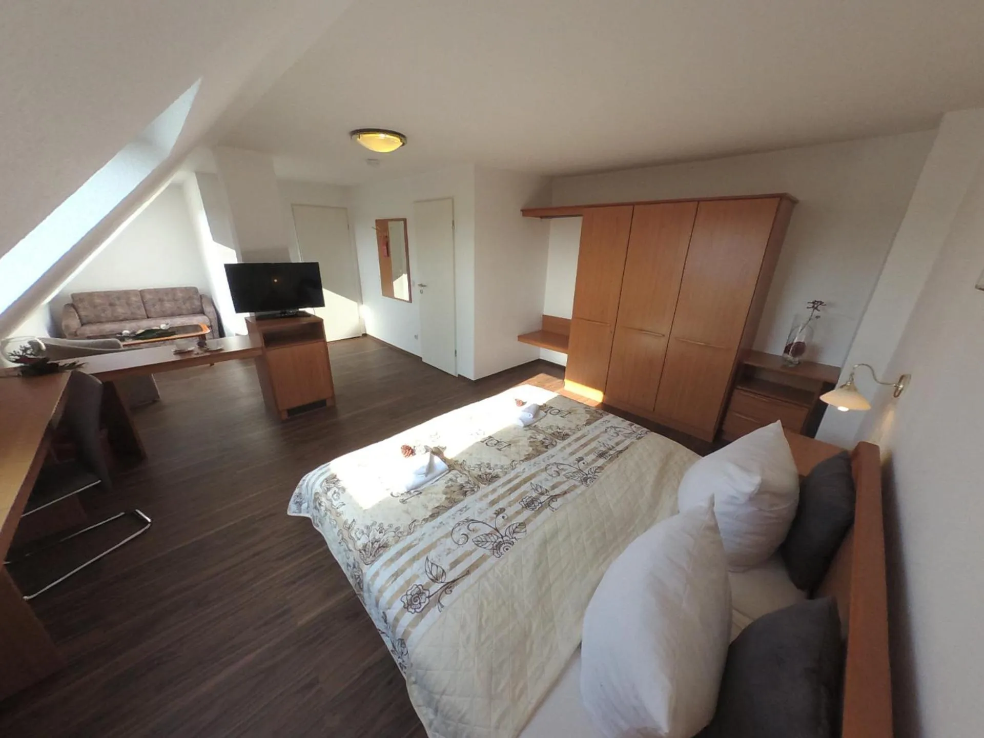 Photo of the whole room, Bed in Hotel Kaiser