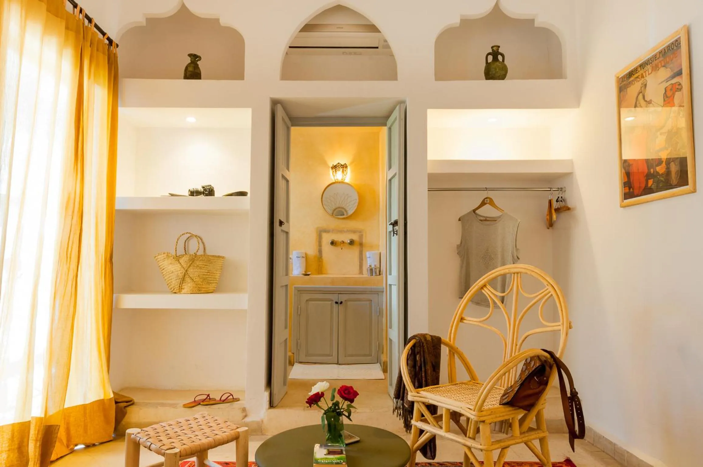 Photo of the whole room in Riad Chamali