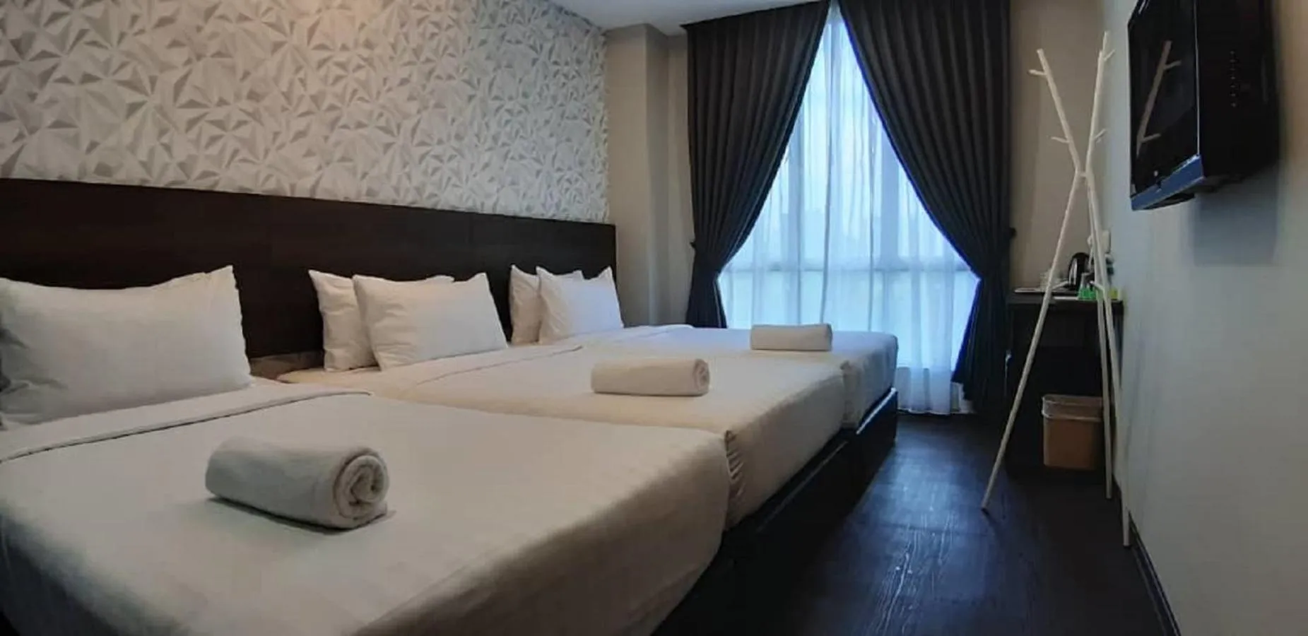 Bed in MIICO Hotel @ Mount Austin