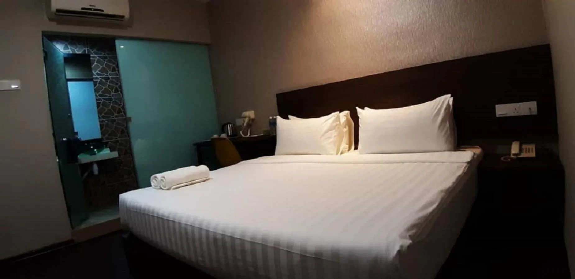 Bed in MIICO Hotel @ Mount Austin