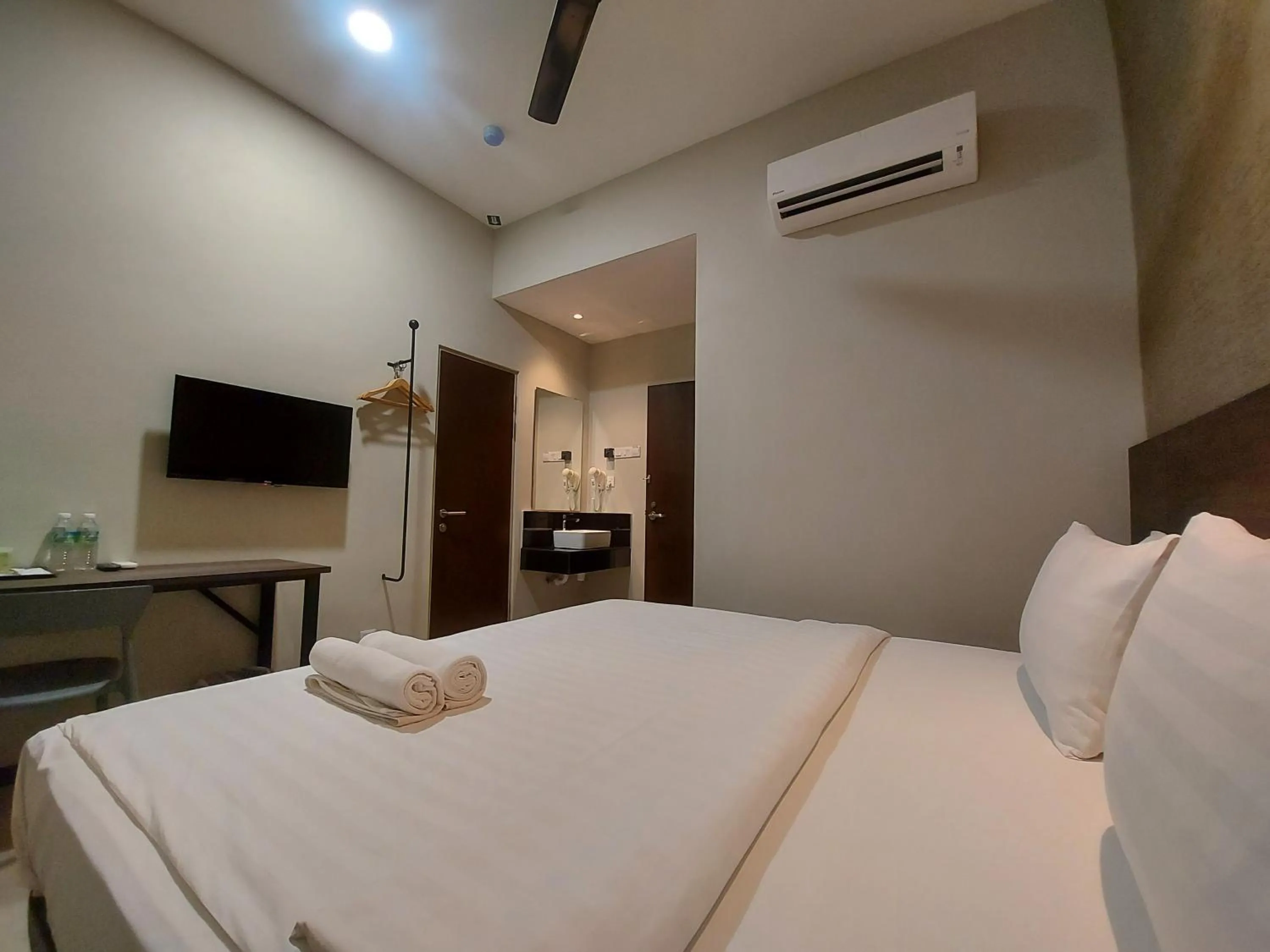 Bedroom, Bed in MIICO Hotel @ Mount Austin