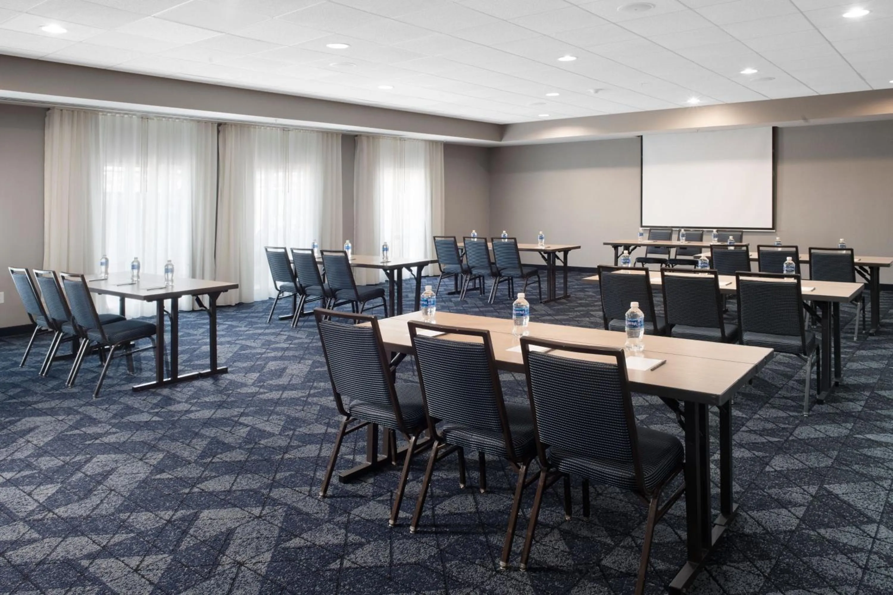 Meeting/conference room in Courtyard by Marriott Galveston Island