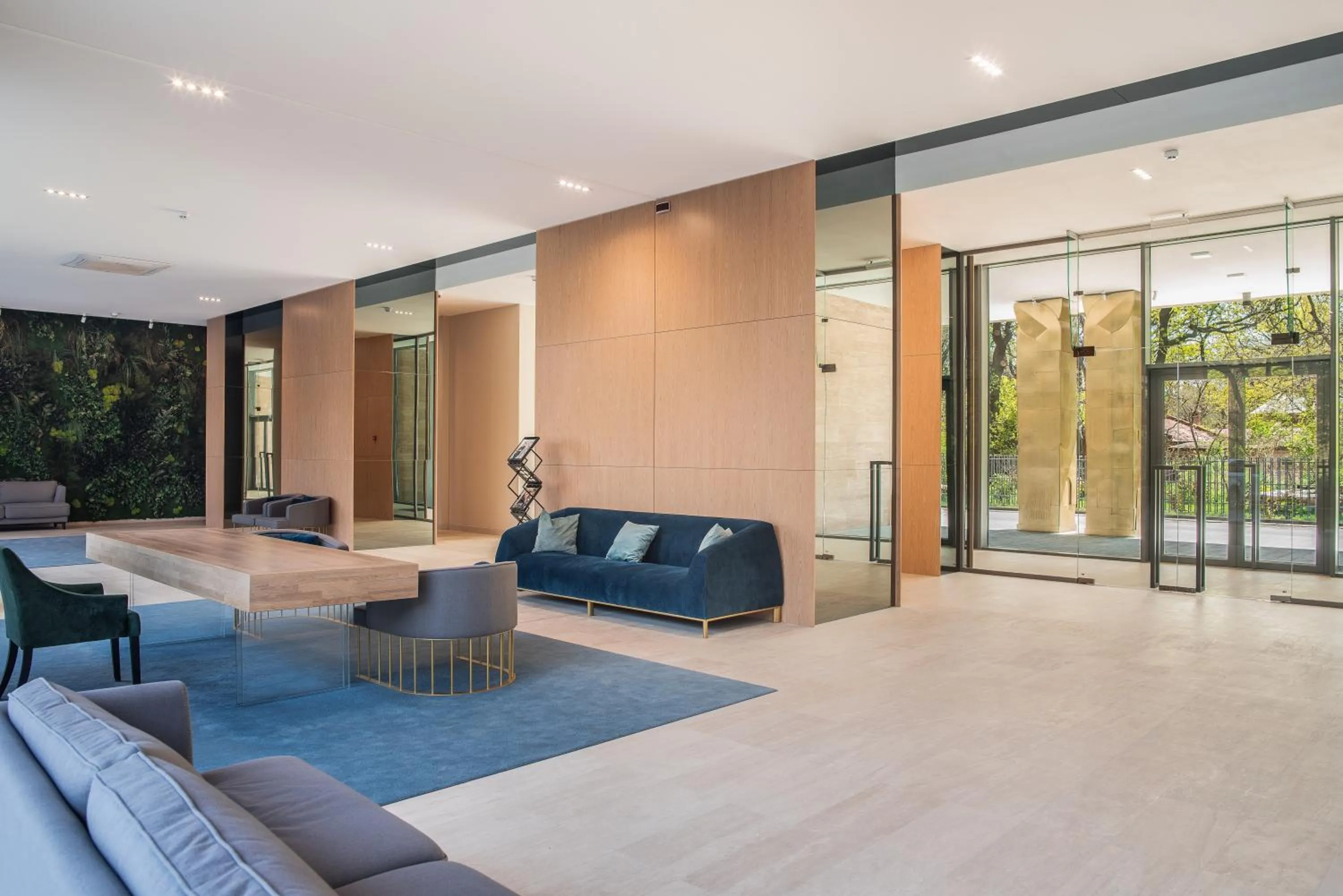 Lobby or reception in Apart hotel Greenwood near Sea