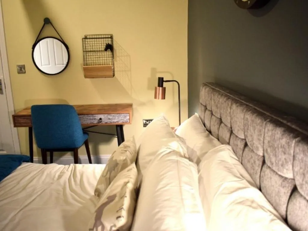 Bedroom in The Mendip Inn