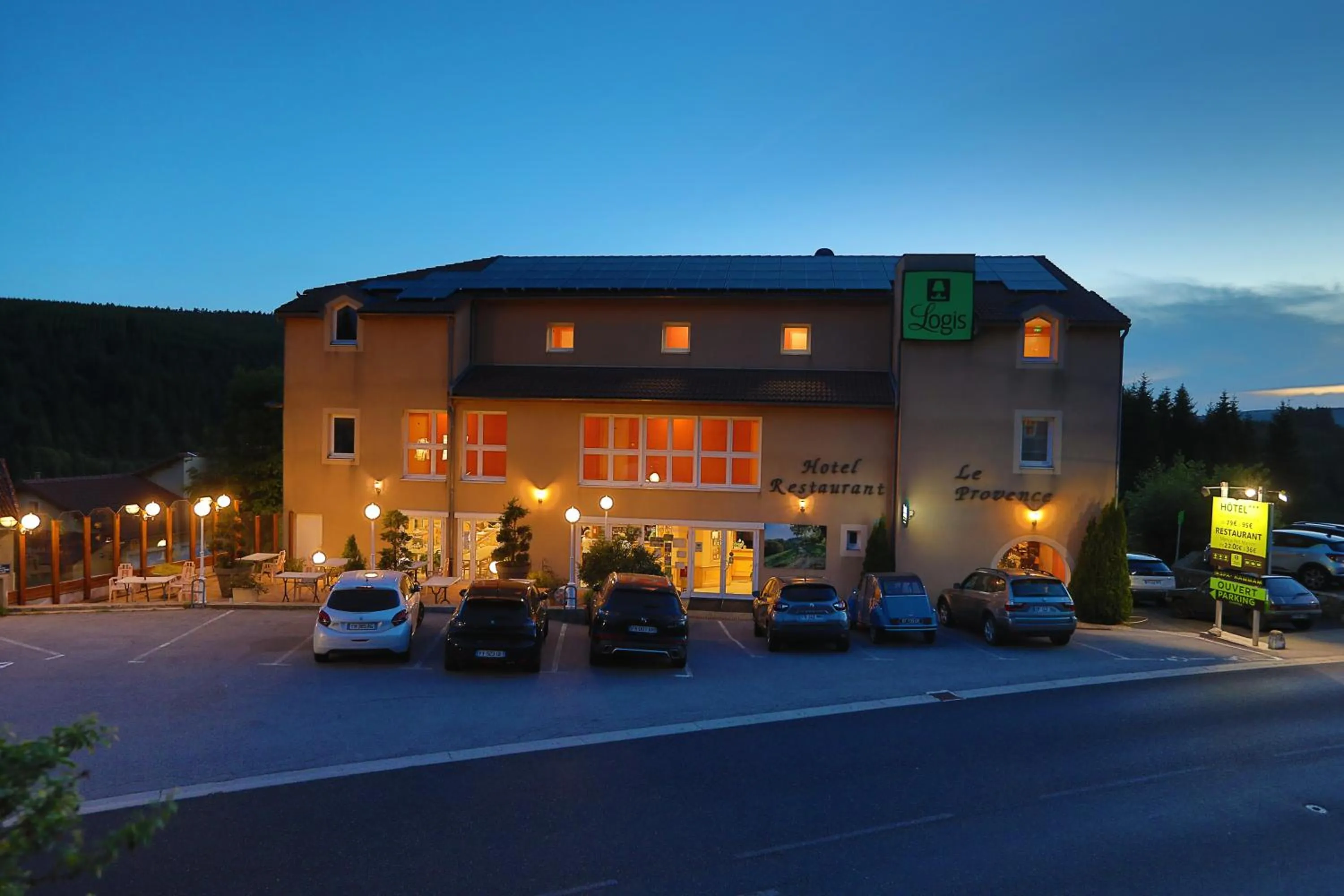 Logis Hotel Spa Restaurant Le Provence