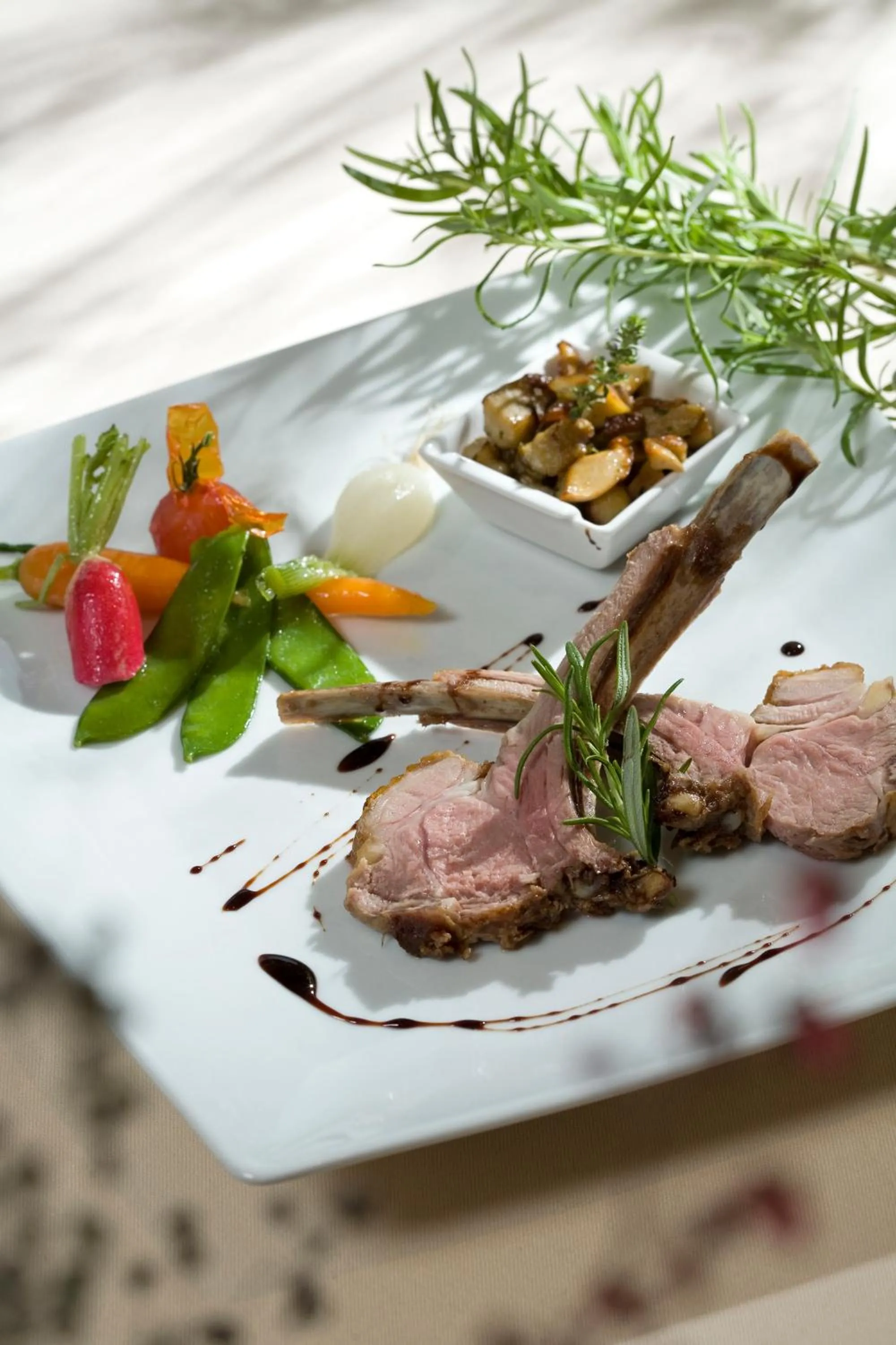 Food and drinks in Logis Hotel Spa Restaurant Le Provence