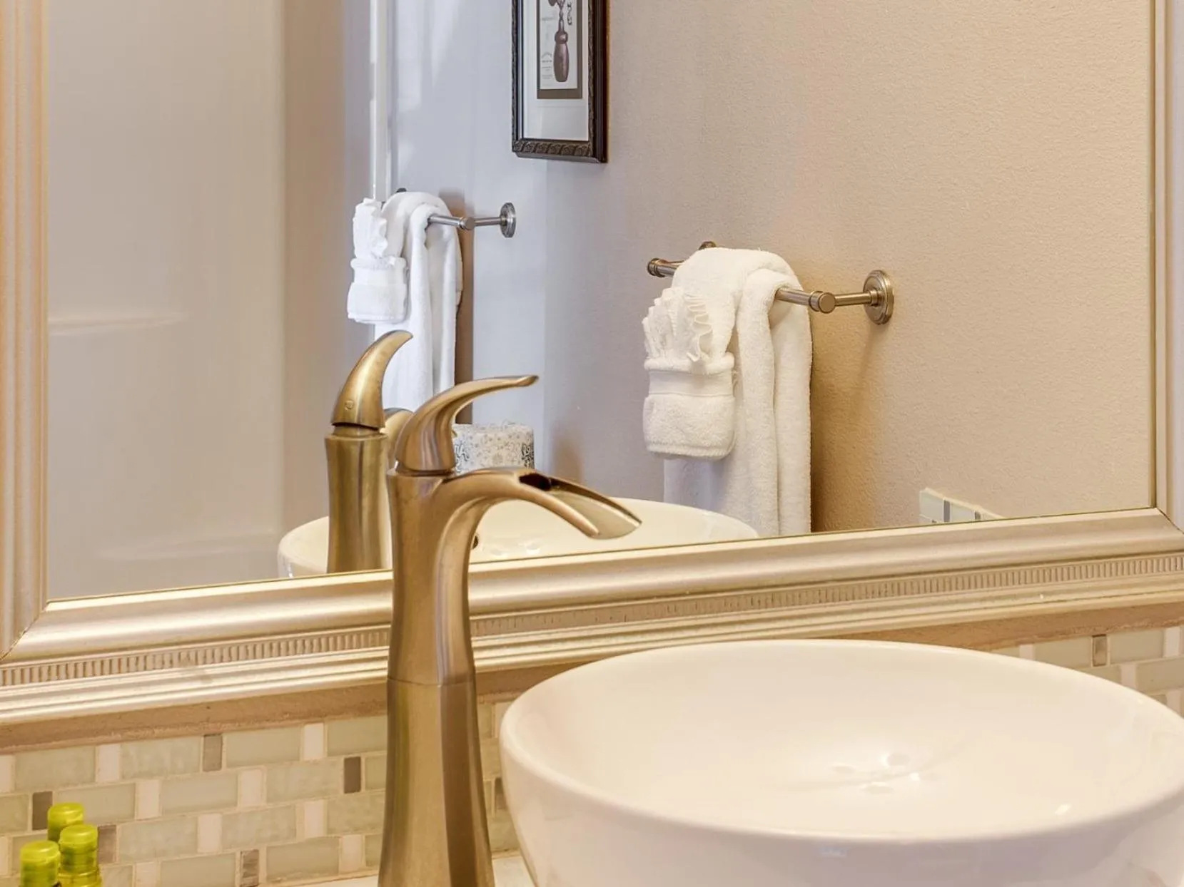 Bathroom in Leavenworth Village Inn