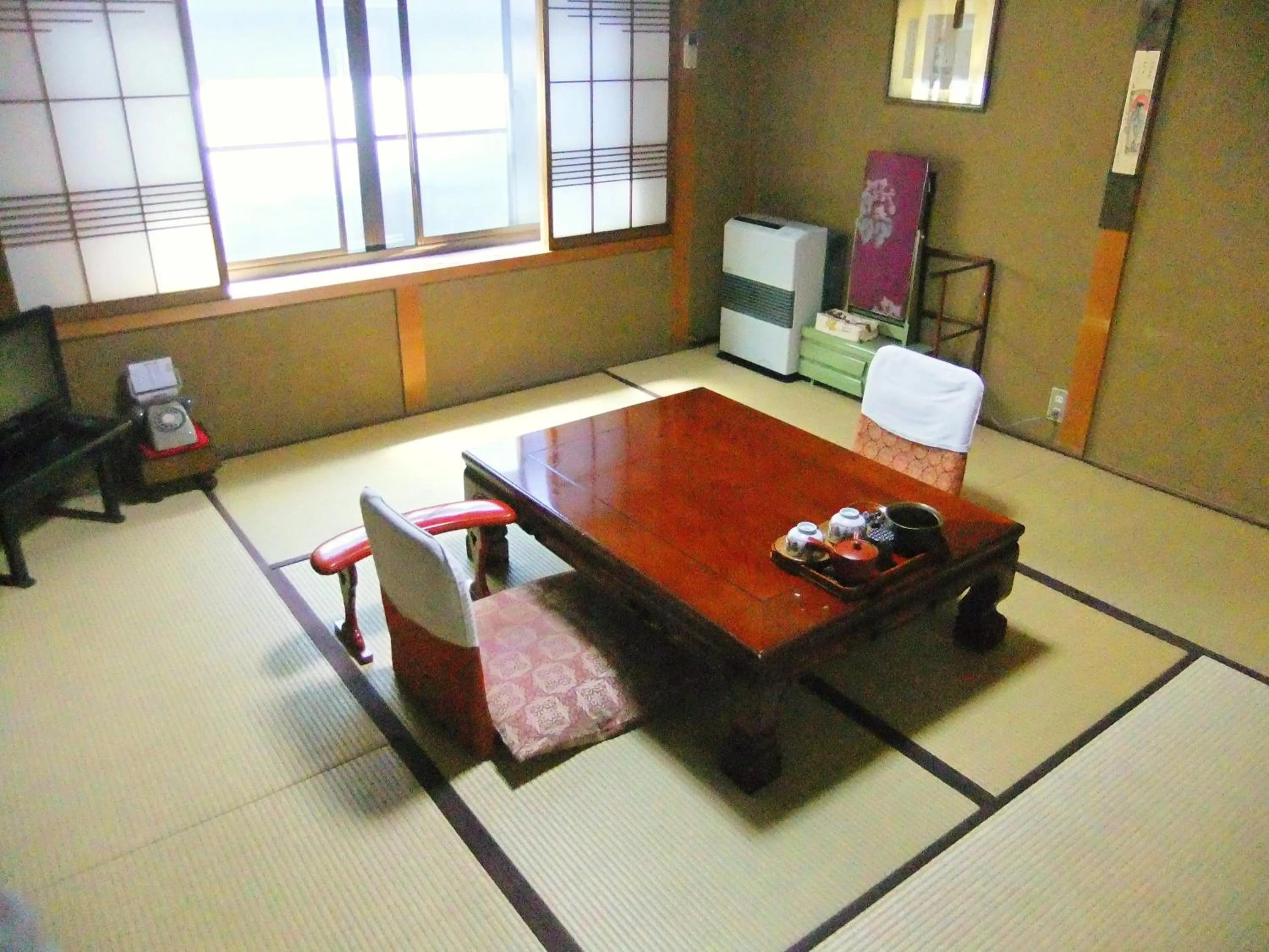 Photo of the whole room in Sumiyoshi Ryokan