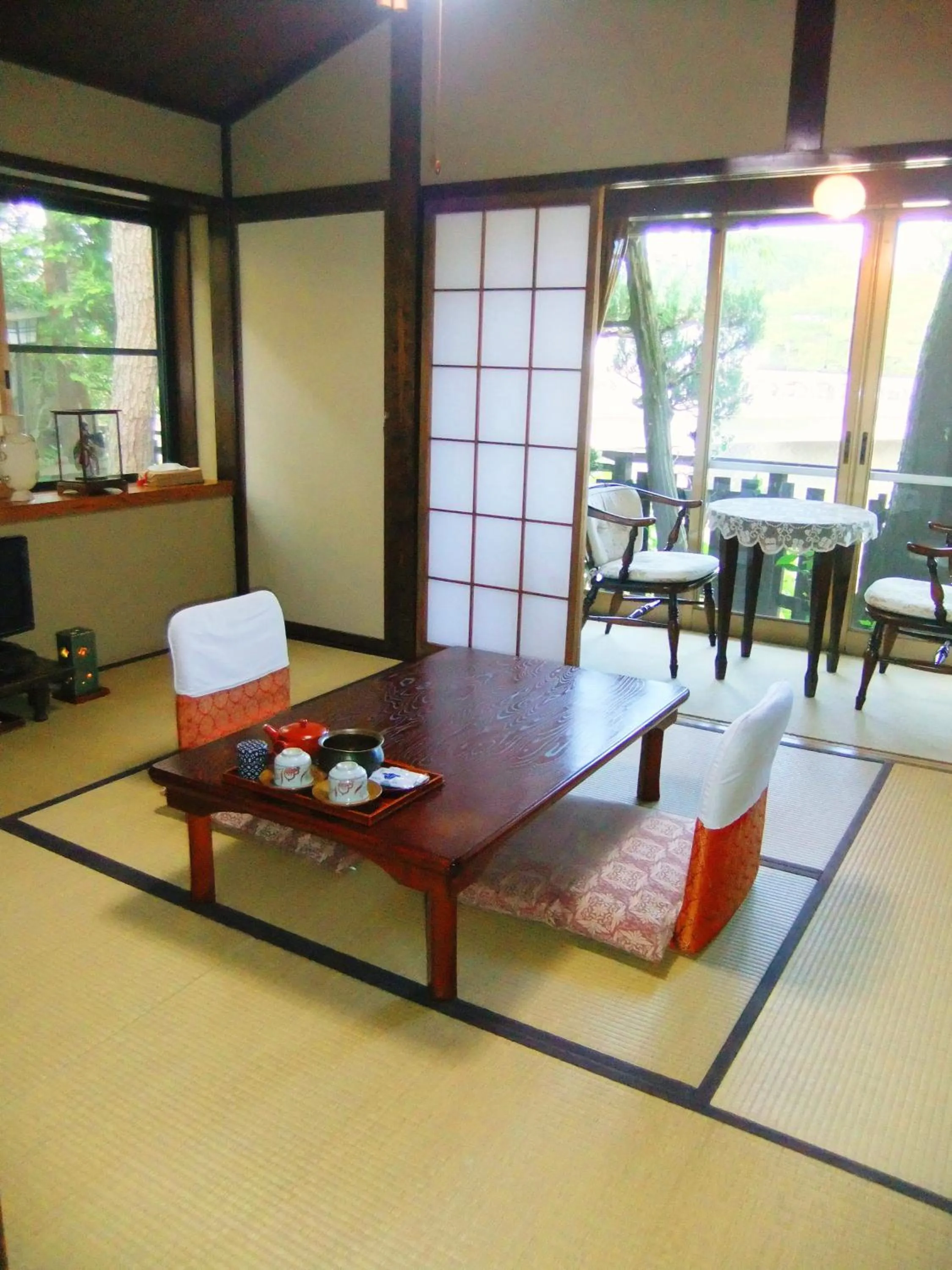 Seating area in Sumiyoshi Ryokan