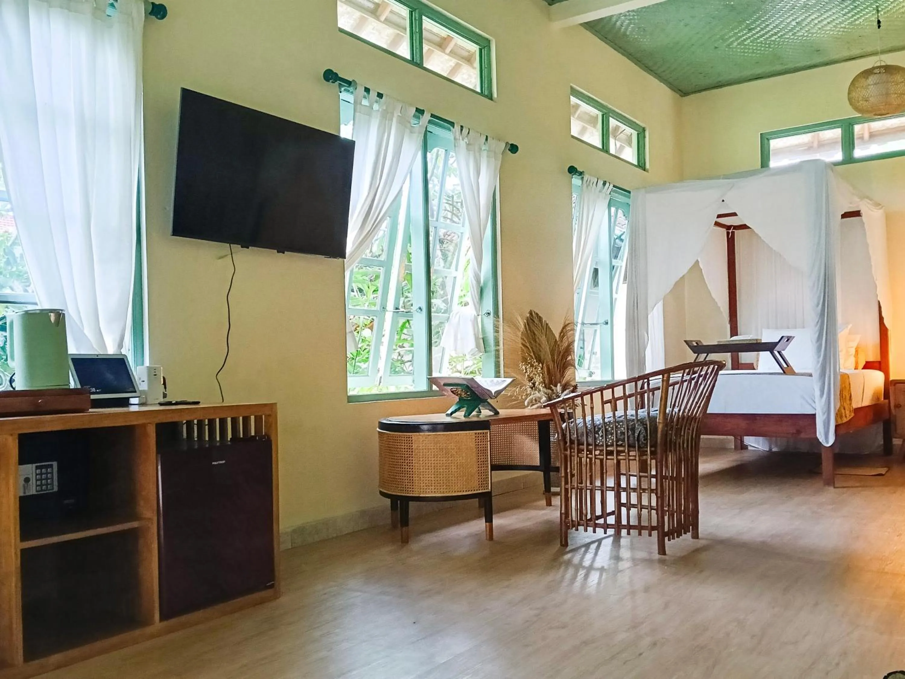 Bed in Aashaya Jasri Resort