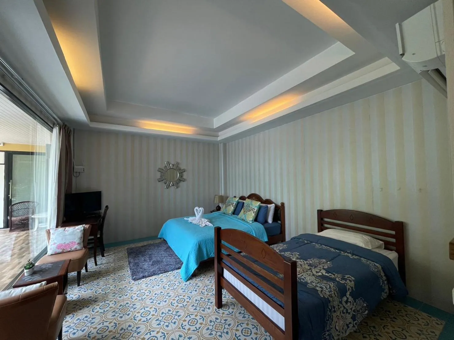 Bed in Vongdeuan Resort