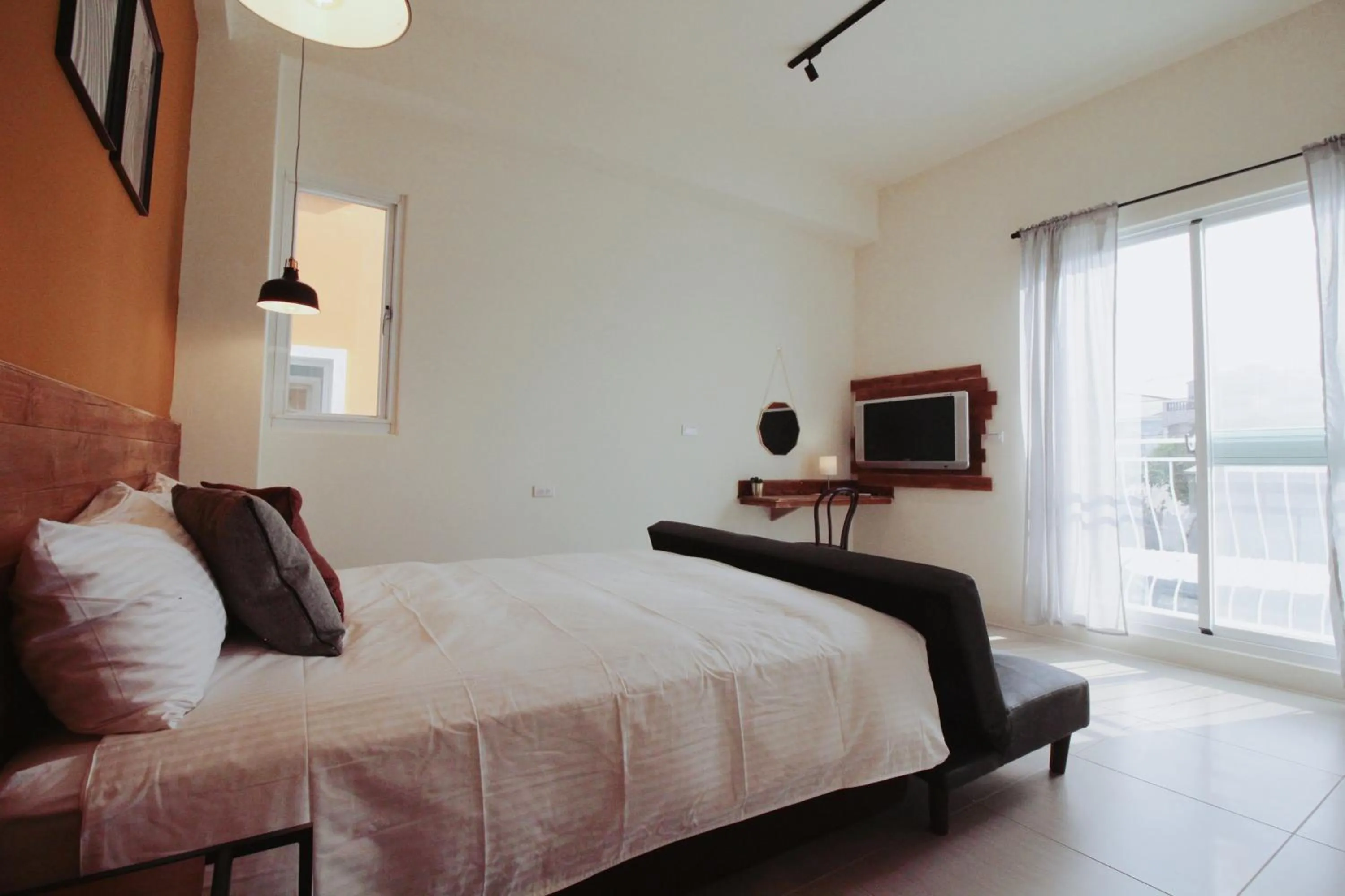 Bed in 沉靛旅宿 La Casa Indaco 墾丁夢幻島Villa