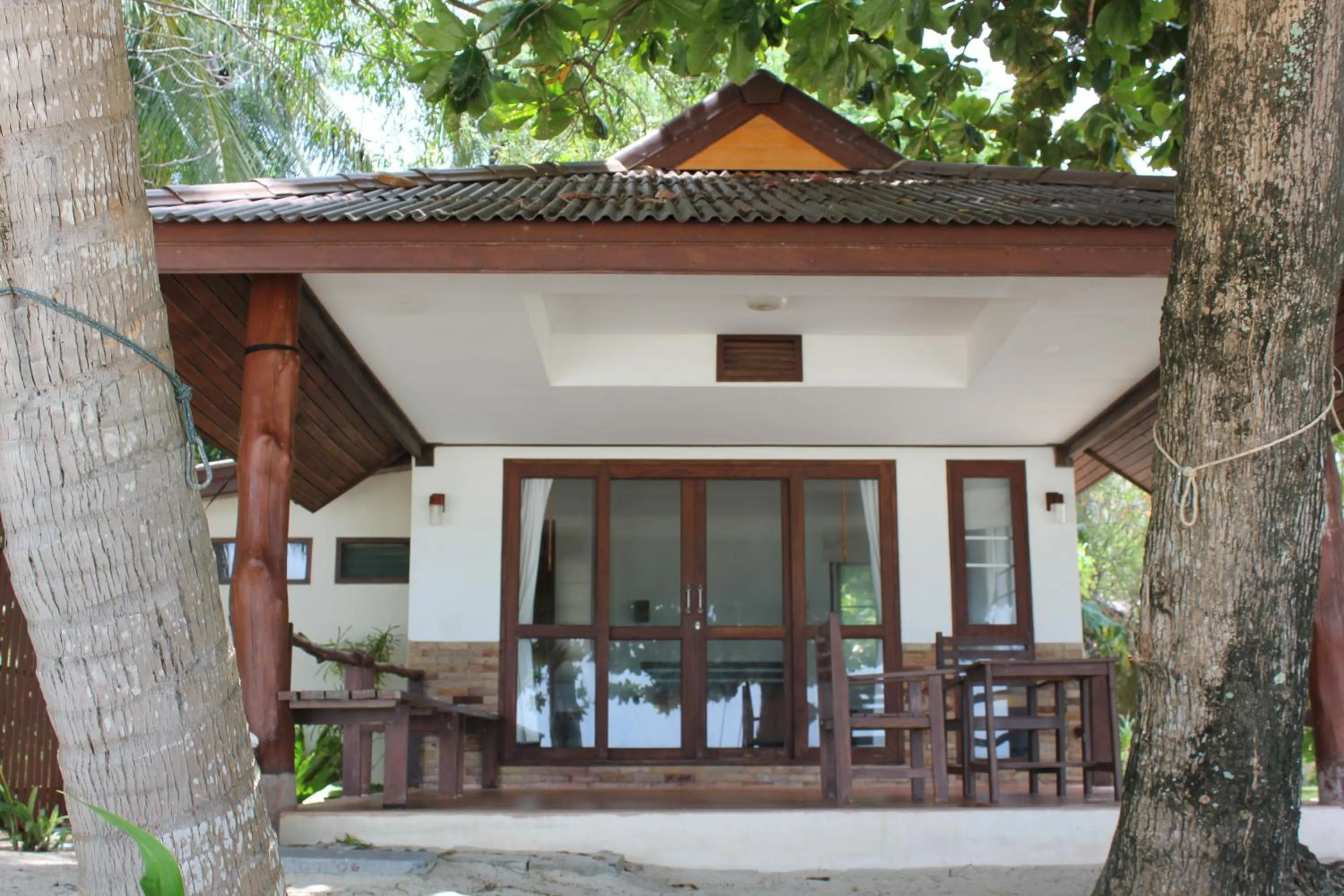Facade/entrance in Sea Scene Resort